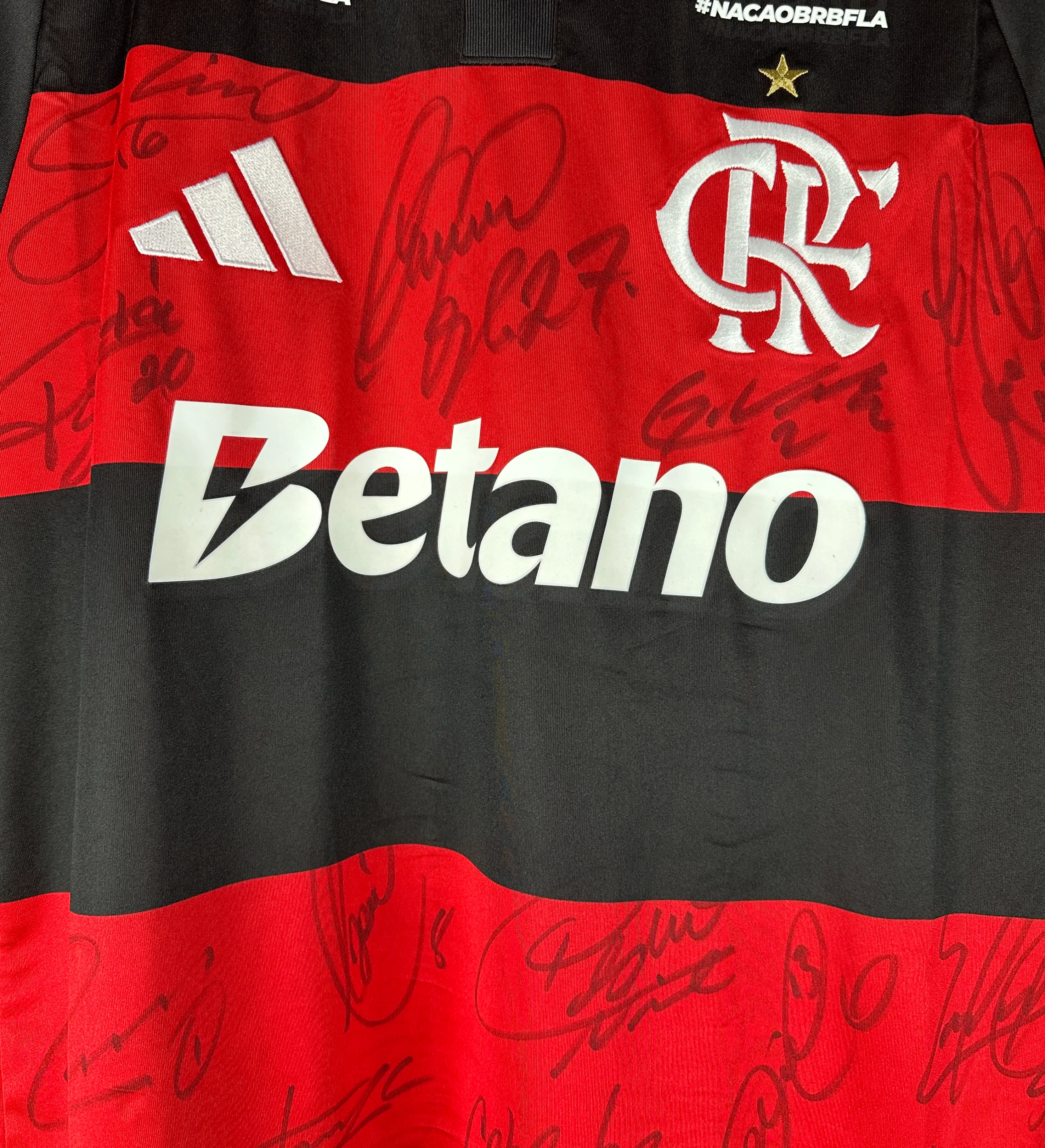 Camisa Flamengo Lucas Paquetá Autografada pelo Elenco — imagem 3 de 3