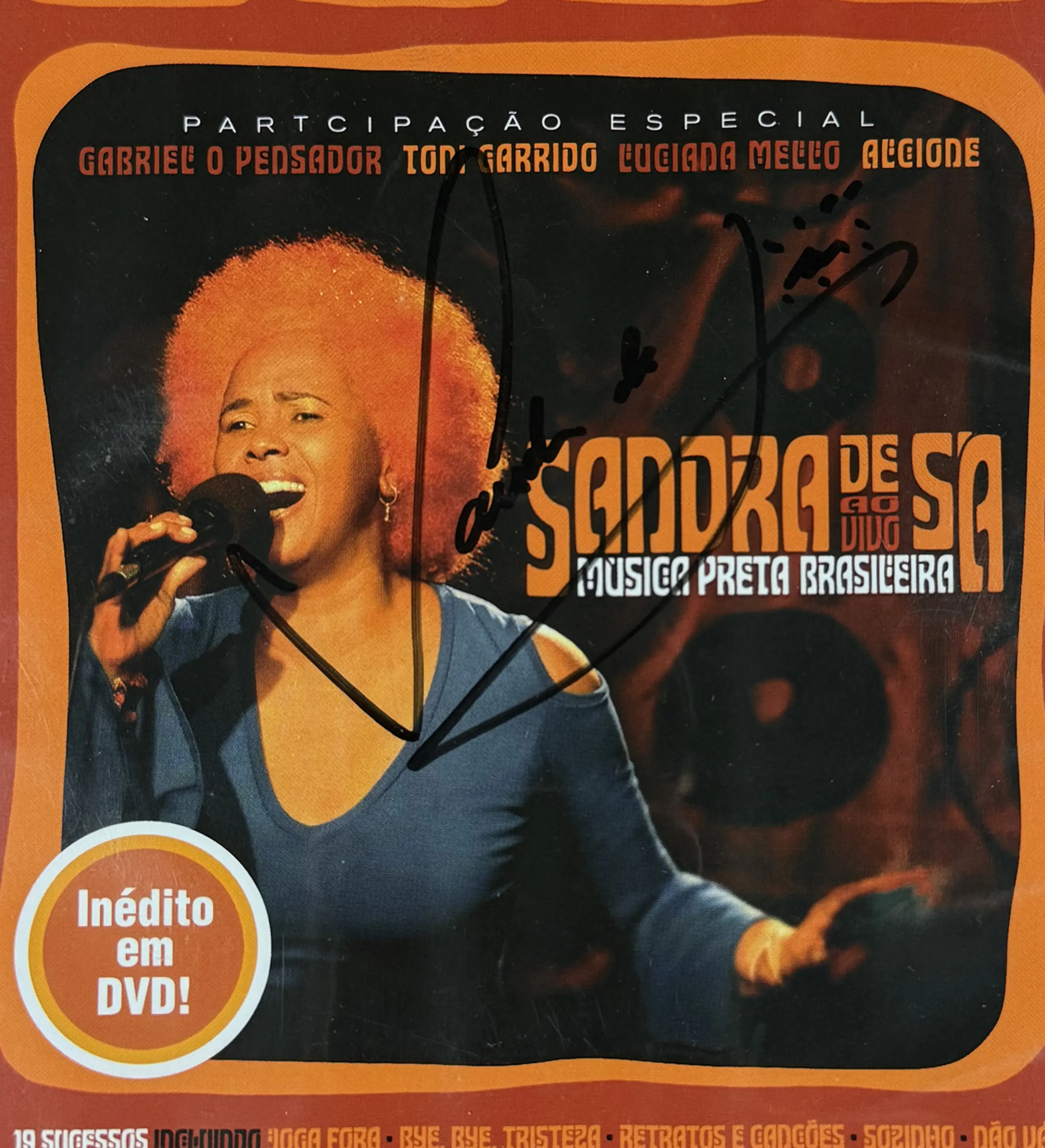 DVD – Sandra de Sá – En Vivo: Música Negra Brasileña (2003) – Firmado por la Cantante — imagem 2 de 3