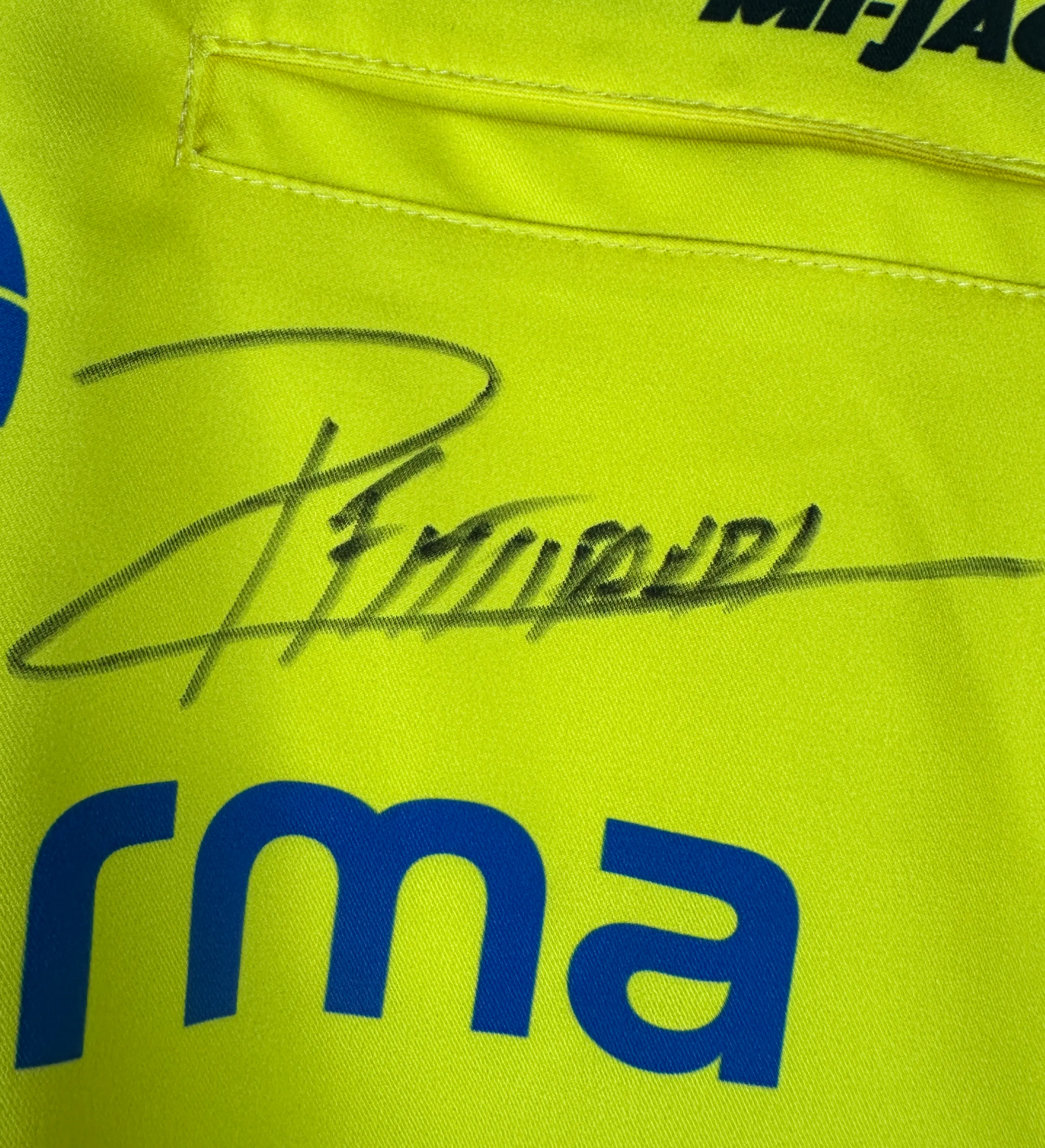 Camiseta Eurofarma Temporada 2024 Autografiada por Pietro Fittipaldi — imagem 3 de 3