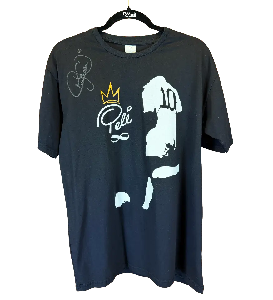 announcements/270bb5fe-014f-4768-bd79-07fe4ccf9cb6/1790961563838-camisa-pele-etterno-autografada-pelo-neymar-1.webp