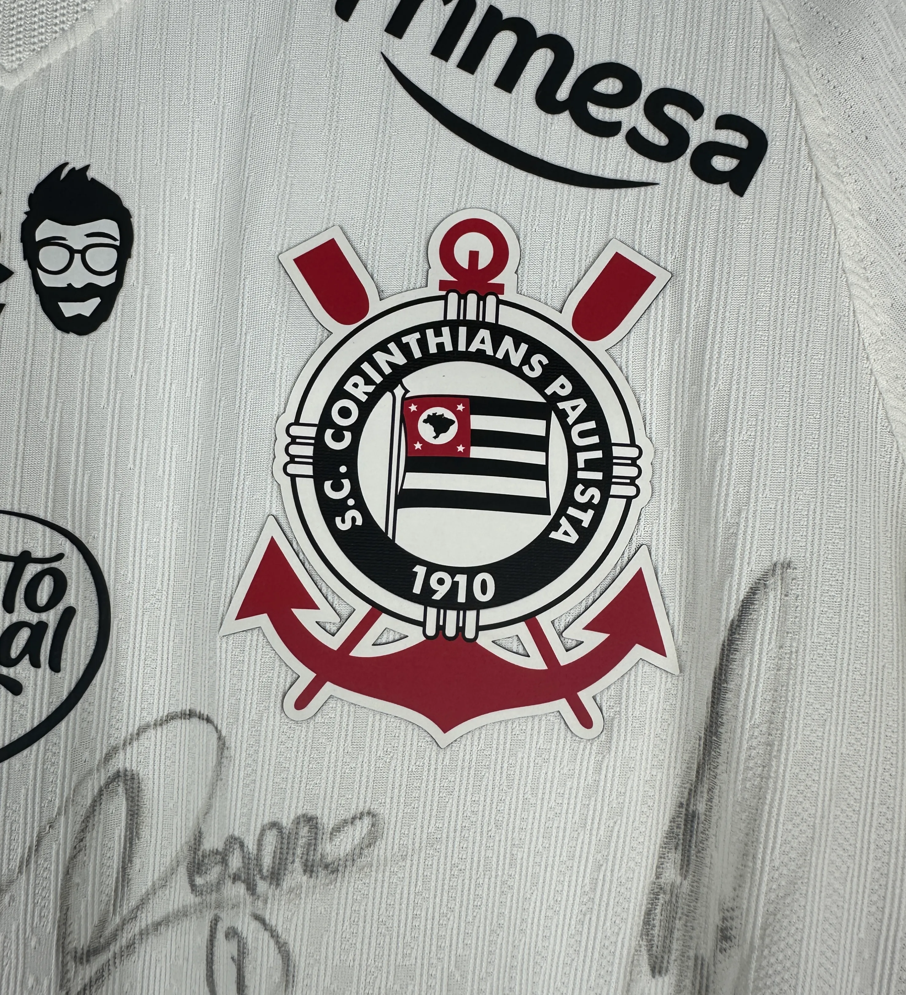 Camisa Corinthians Garro Modelo Jogador Brasileirão 2026 Autografada por Todo o Elenco — imagem 4 de 4