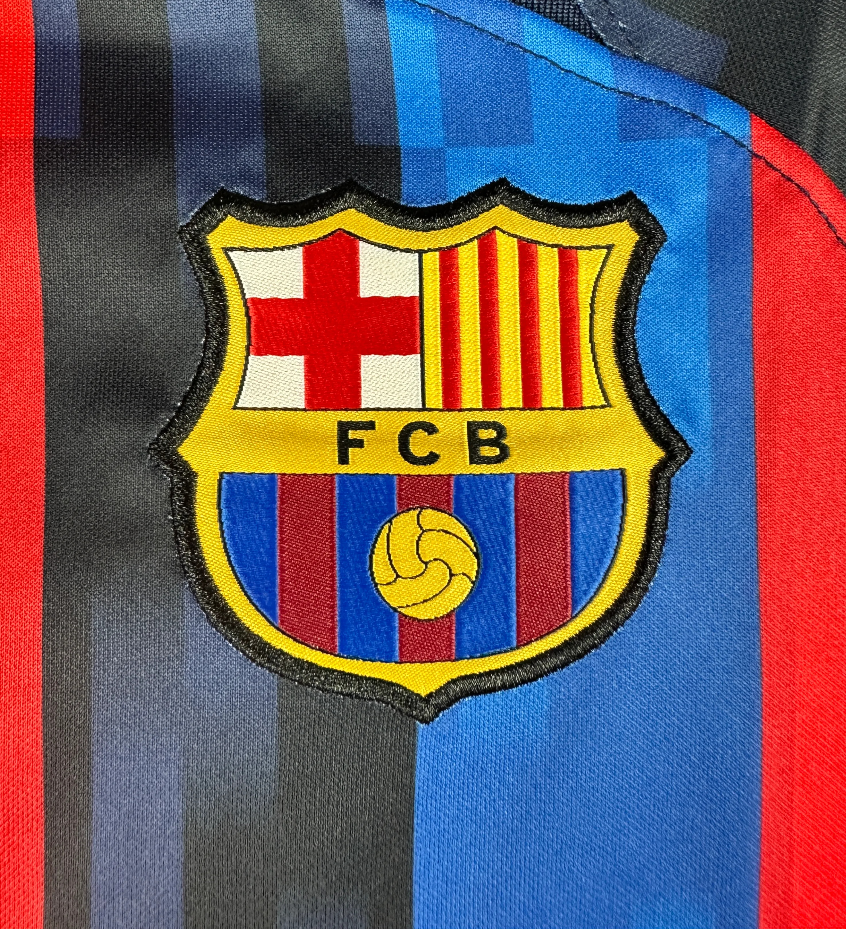 Camisa Retrô Barcelona Raphinha Temporada 2022 Autografada — imagem 5 de 5