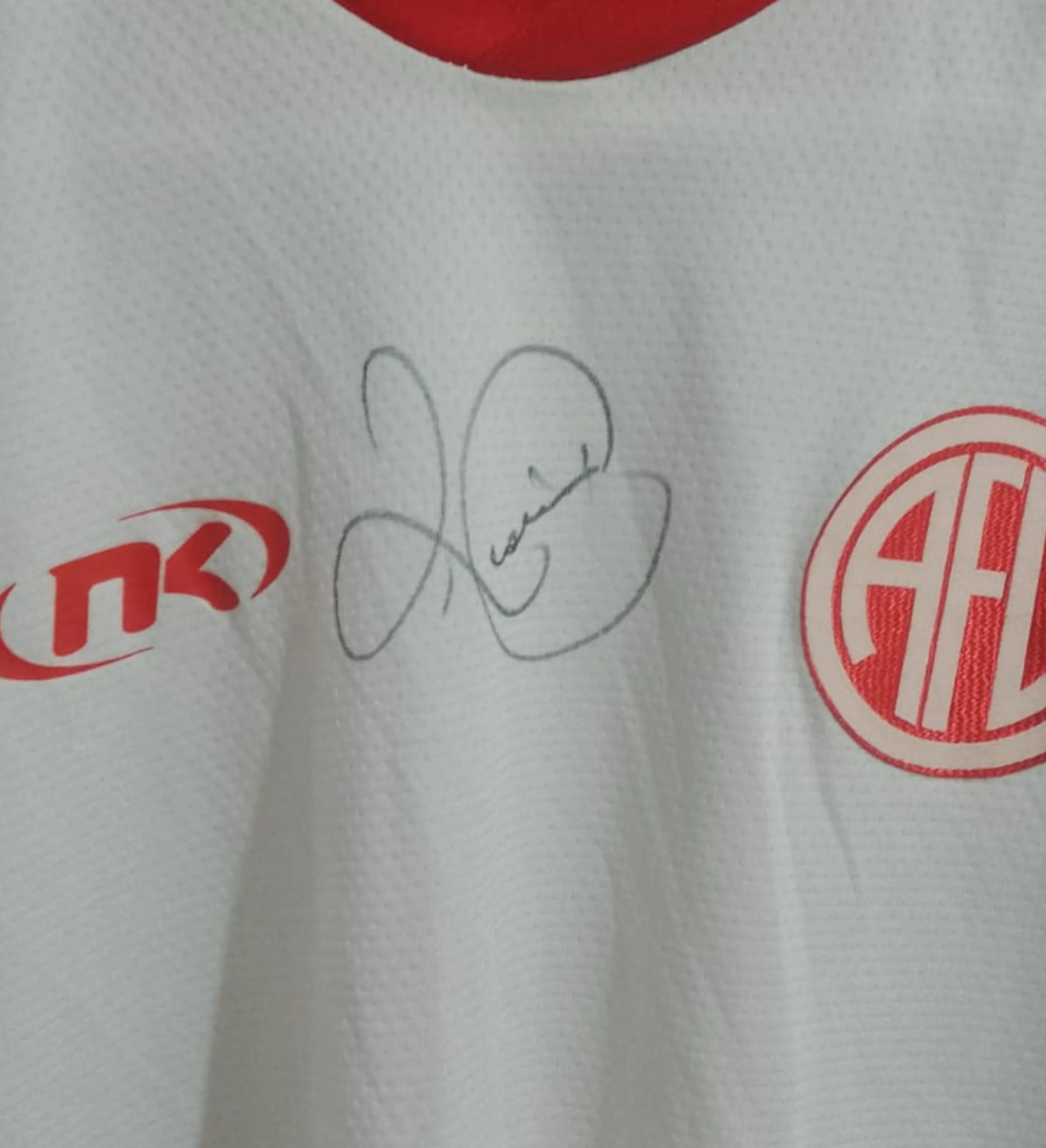 Camisa América-RJ Temporada 2016 Autografada por Romário — imagem 3 de 3