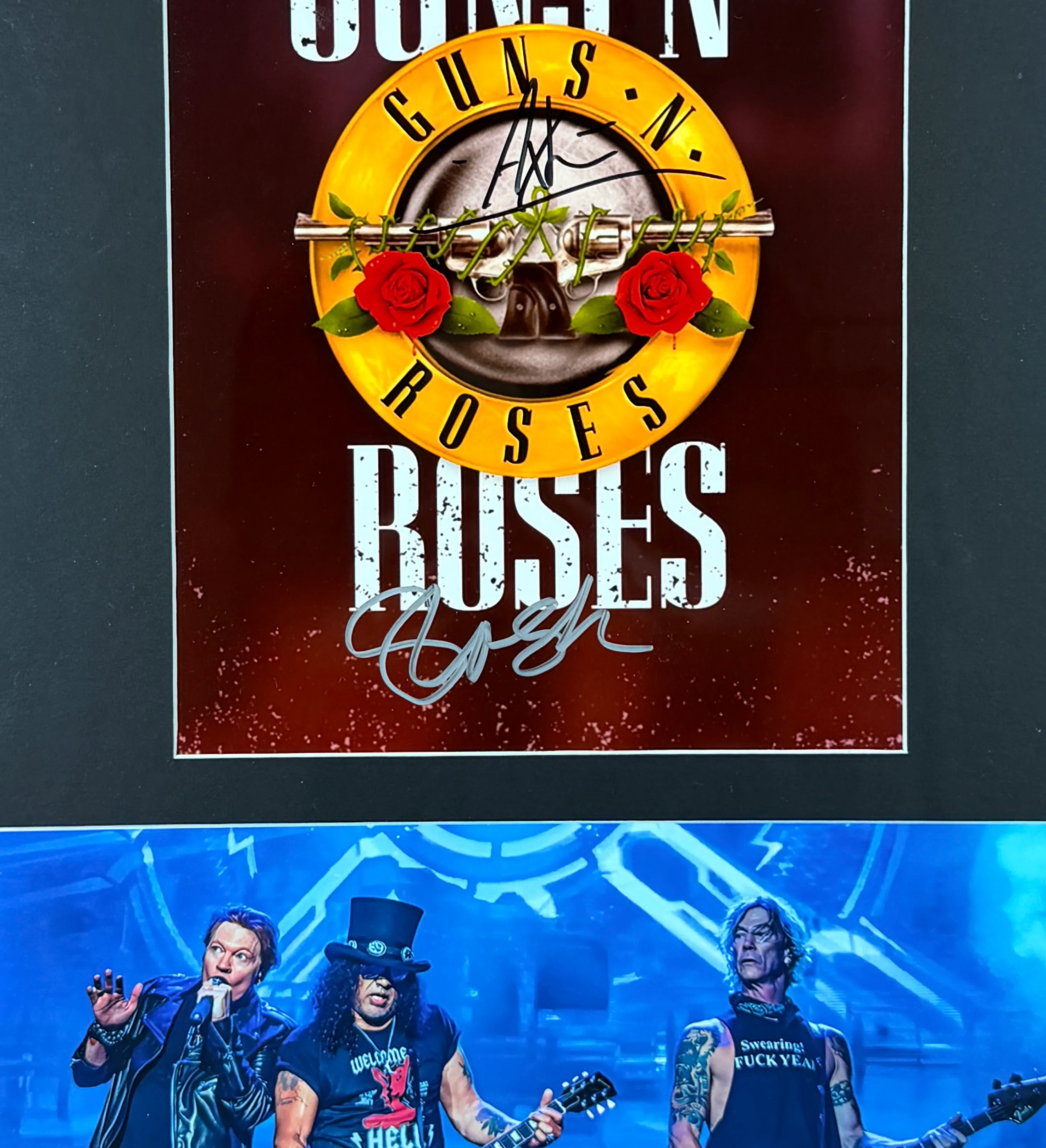 Mini Póster – Guns N’ Roses – Firmado por Axl Rose y Slash — imagem 3 de 3