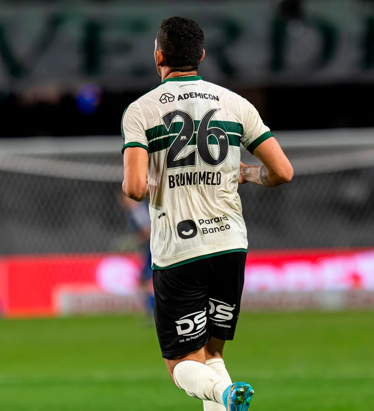 Camisa Coritiba Bruno Melo Especial Jonny Butcher CFC 2 x 1 CHA Brasileirão 2026 Usada e Autografada Pelo Jogador — imagem 3 de 3