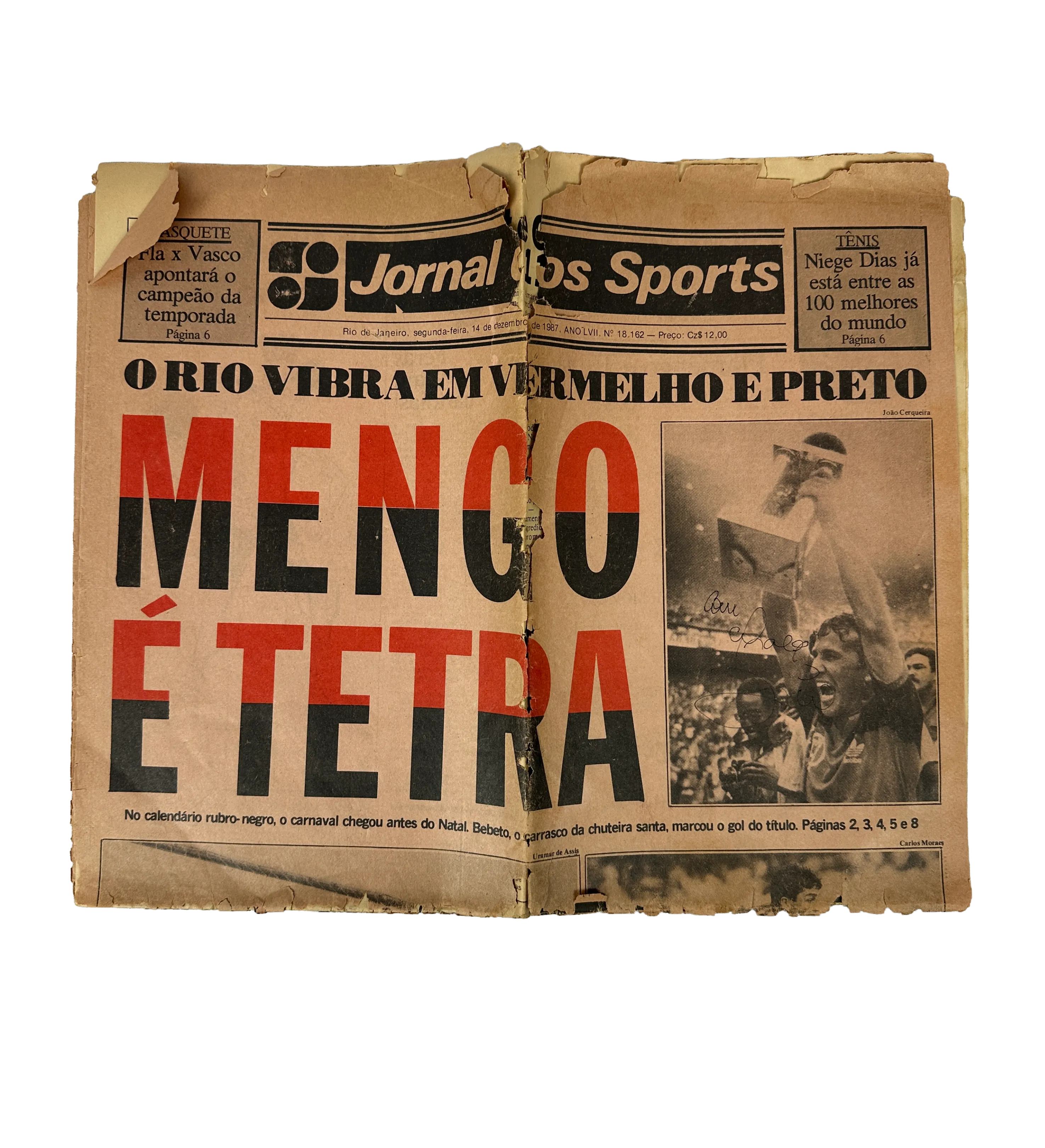 Jornal dos Sports - MENGO 'É TETRA - 14/12/1987 – Flamengo Campeón Brasileño de 1987 – Autografiado por el Crack Zico — imagem 1 de 2