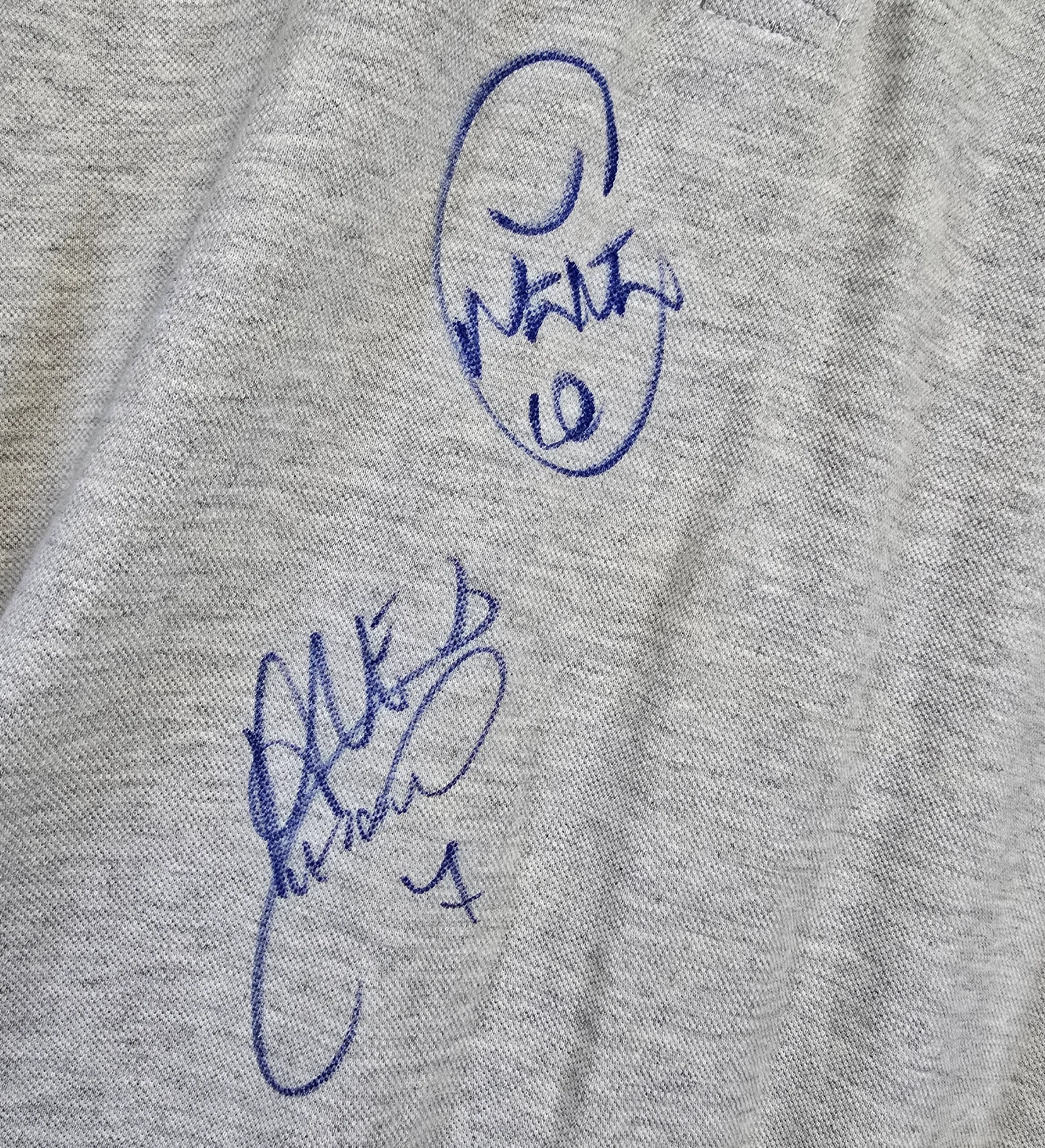 Camisa Vasco da Gama Kappa Comissão Técnica Cinza Autografada por Nenê, Alex Teixeira e Pedro Raul — imagem 3 de 3