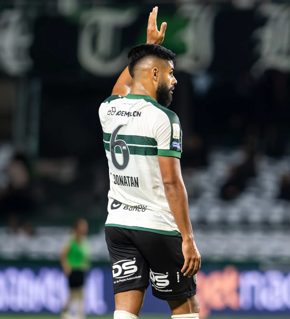 Camisa Coritiba Felipe Jonatan Especial Jonny Butcher CFC 2 x 1 CHA Brasileirão 2026 Usada e Autografada Pelo Jogador  — imagem 3 de 3