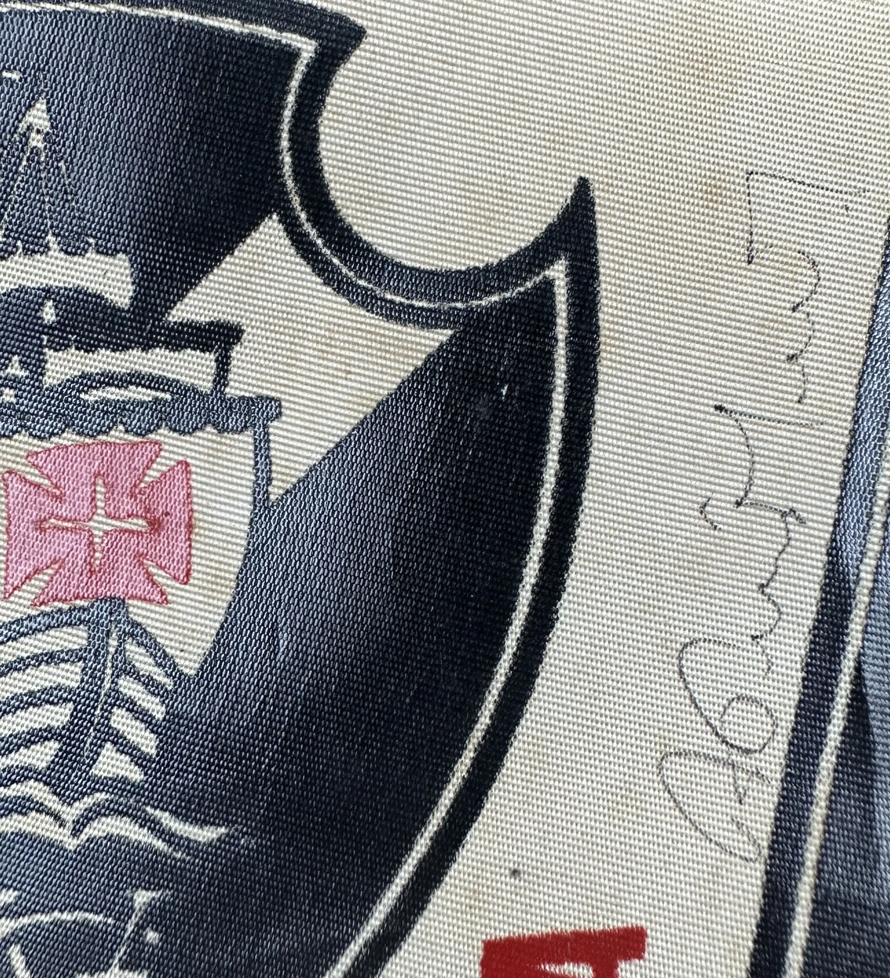 Flamula Vasco da Gama - Autografada pelos Idolos Ademir Menezes e Goleiro Barbosa + Foto Original do Depto. Fotografico do Jornal o Globo + Figurinhas Raras Originais do Ademir e do Barbosa — imagem 2 de 3