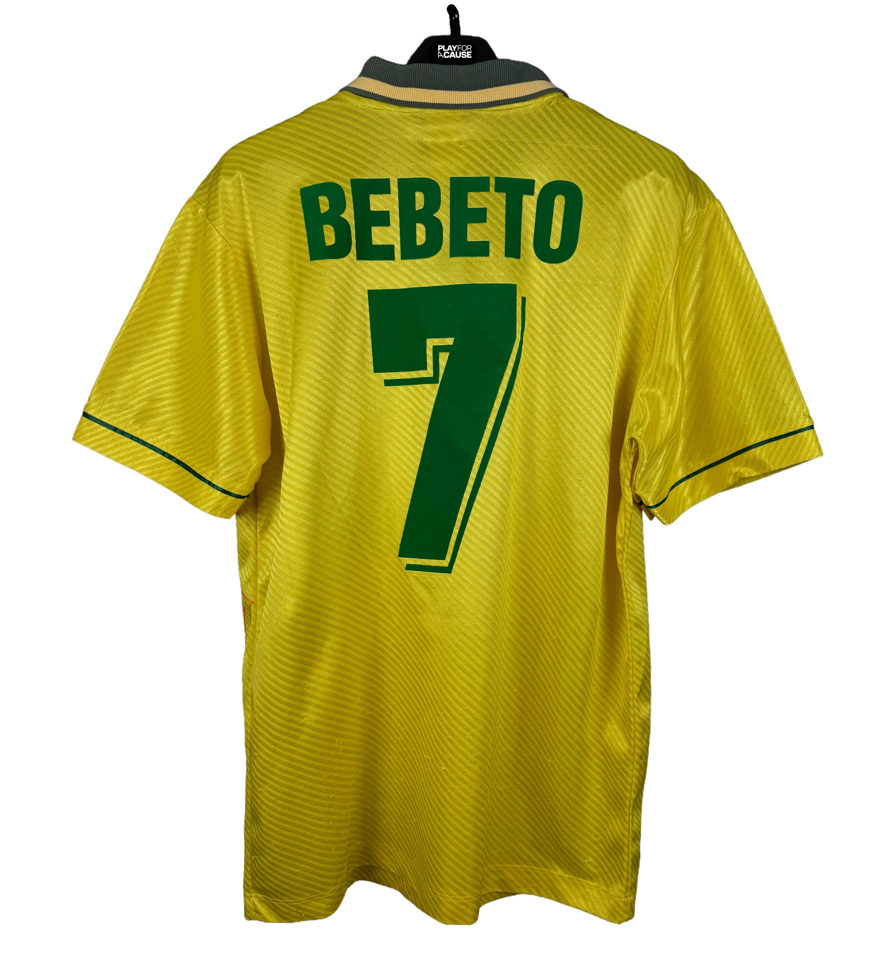 Brazil National Football Team Jersey – Bebeto – 1993/1994 Season – Signed by the Star — imagem 2 de 3