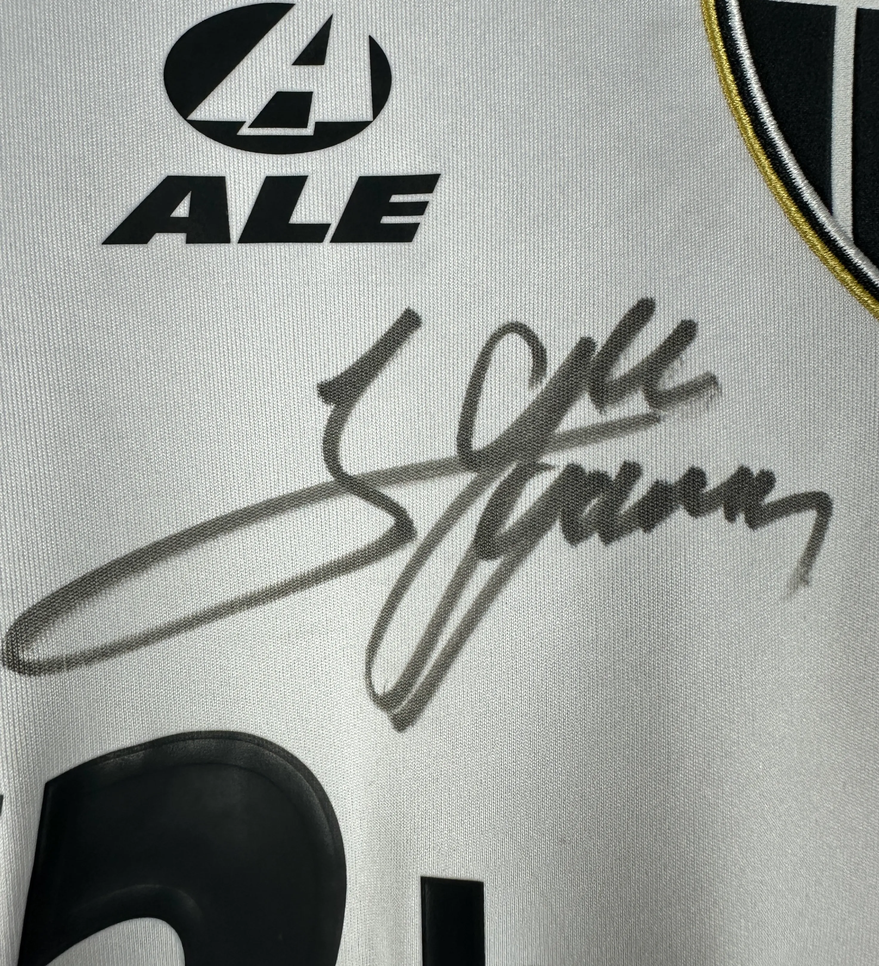 Camiseta del Clube Atlético Mineiro – Igor Gomes – SPT vs. CAM – Campeonato Brasileiro Série A 2025 – Usada y Firmada por el Crack — imagem 5 de 6
