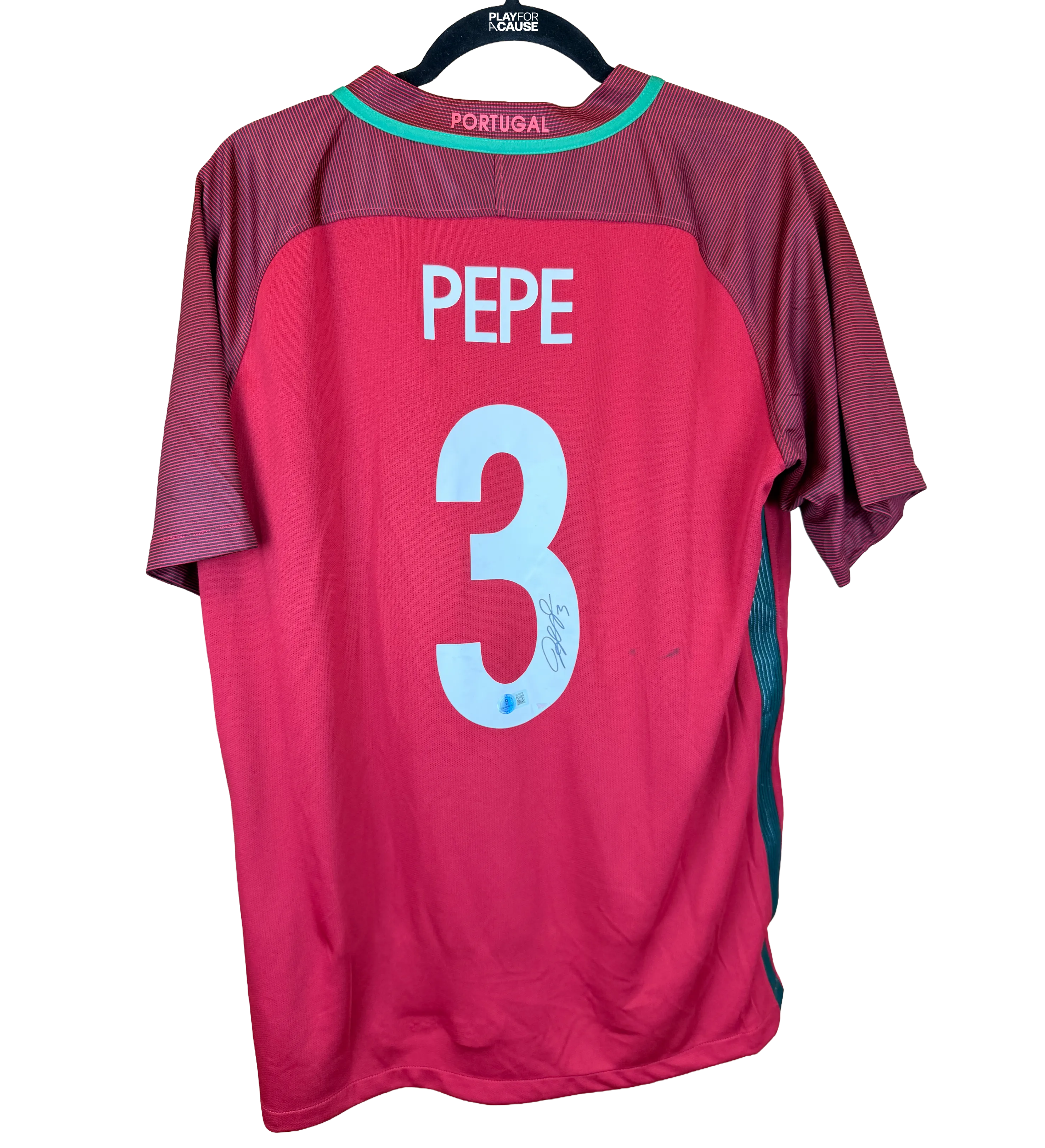 Camisa Portugal Nike Pepe Modelo Authentic Autografada pelo Ídolo — imagem 2 de 4