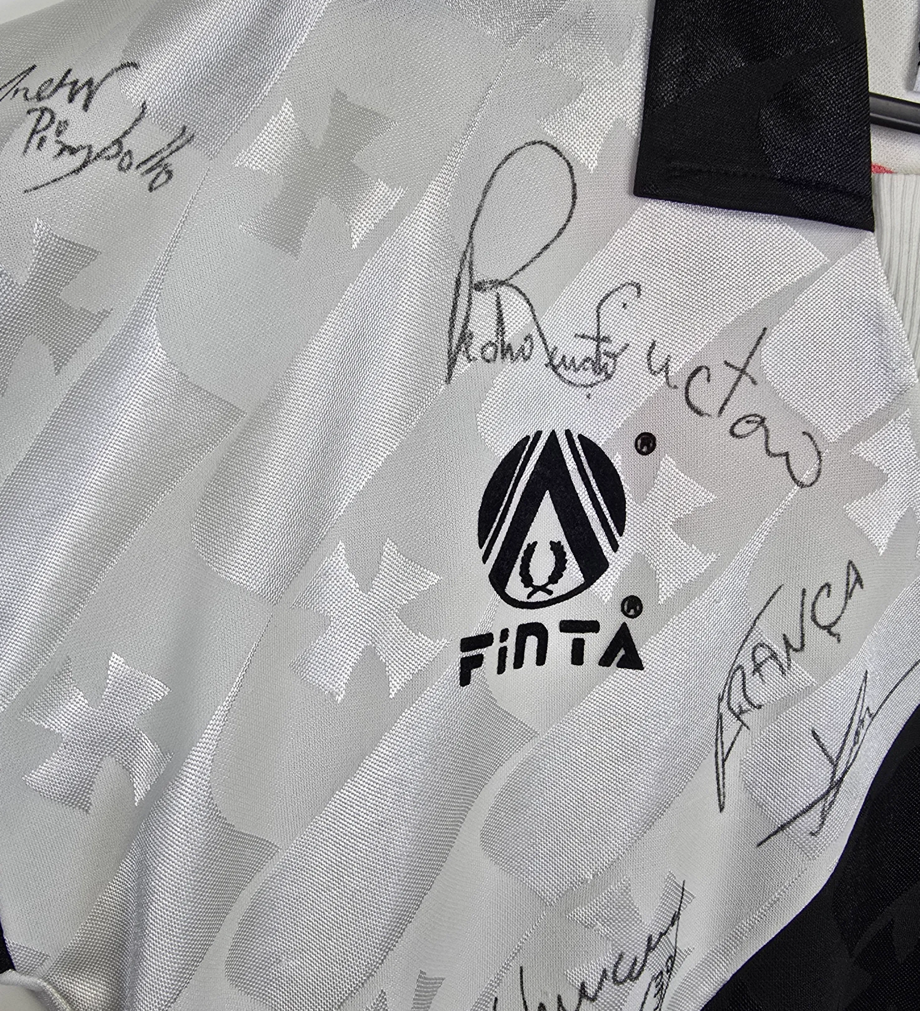1992 Vasco White Match-Worn Jersey - Carioca Champion - Team Signed — imagem 3 de 4