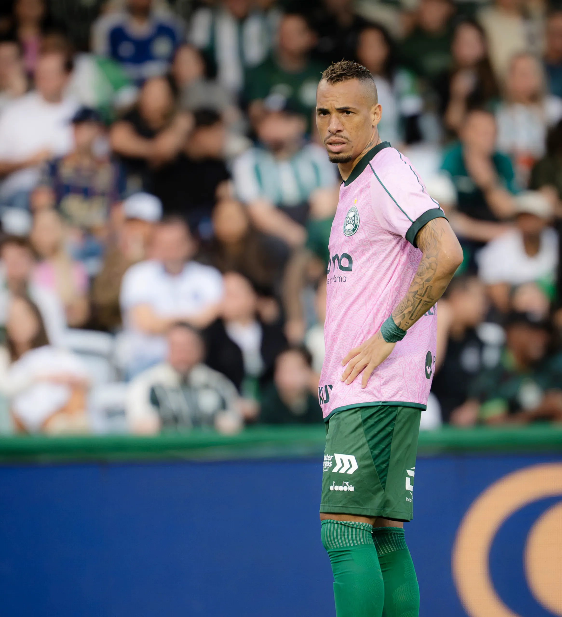 Camisa Coritiba Breno Lopes Especial Outubro Rosa CFC x BOT Brasileirão 2026 Usada e Autografada Pelo Jogador — imagem 2 de 2