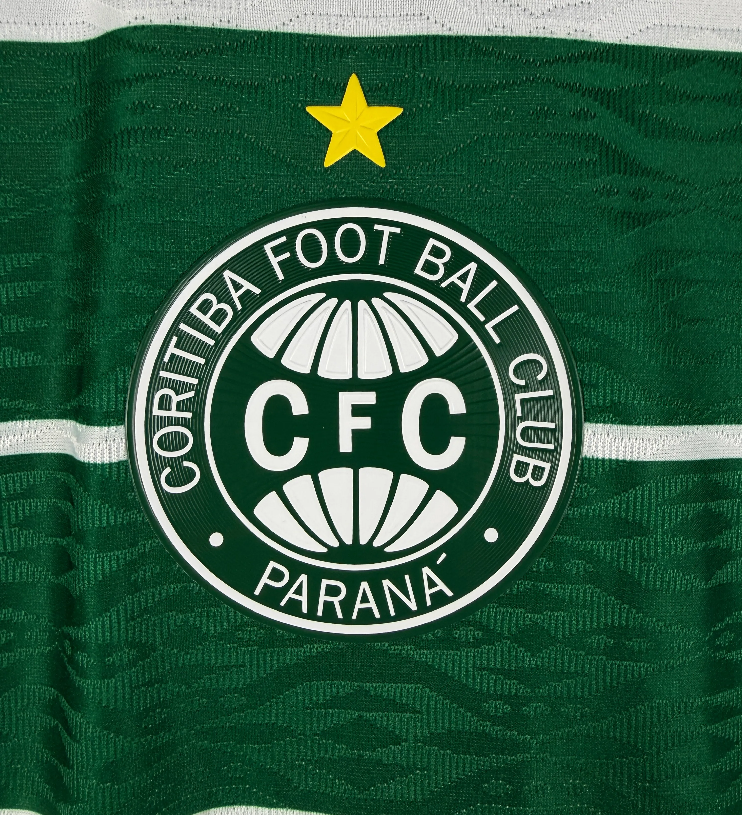 Camisa Coritiba Autografada Por Felipe Jonatan CFC x REM Brasileirão 2026  — imagem 4 de 7