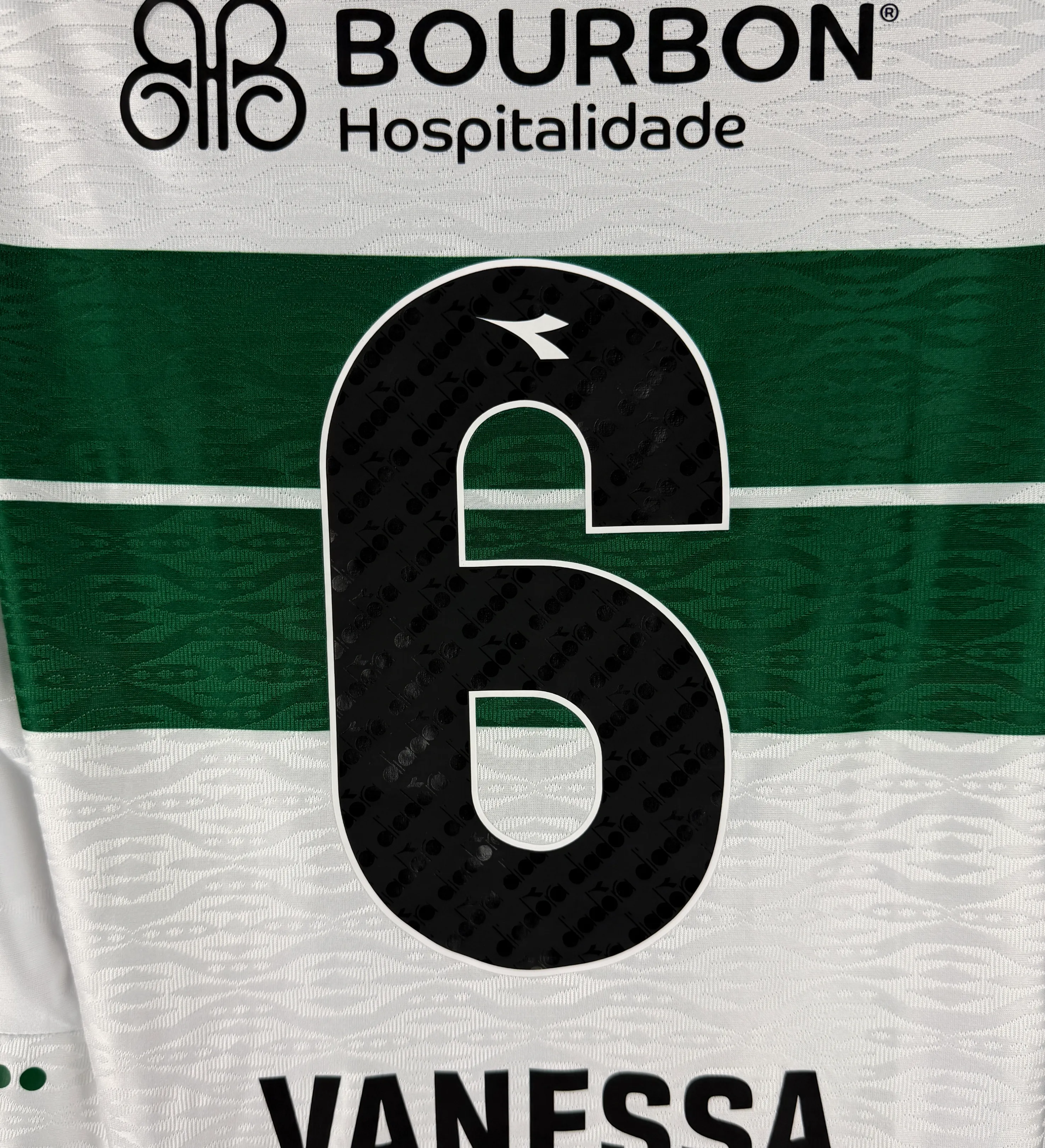 Camisa Coritiba Autografada Por Felipe Jonatan CFC x REM Brasileirão 2026  — imagem 5 de 7