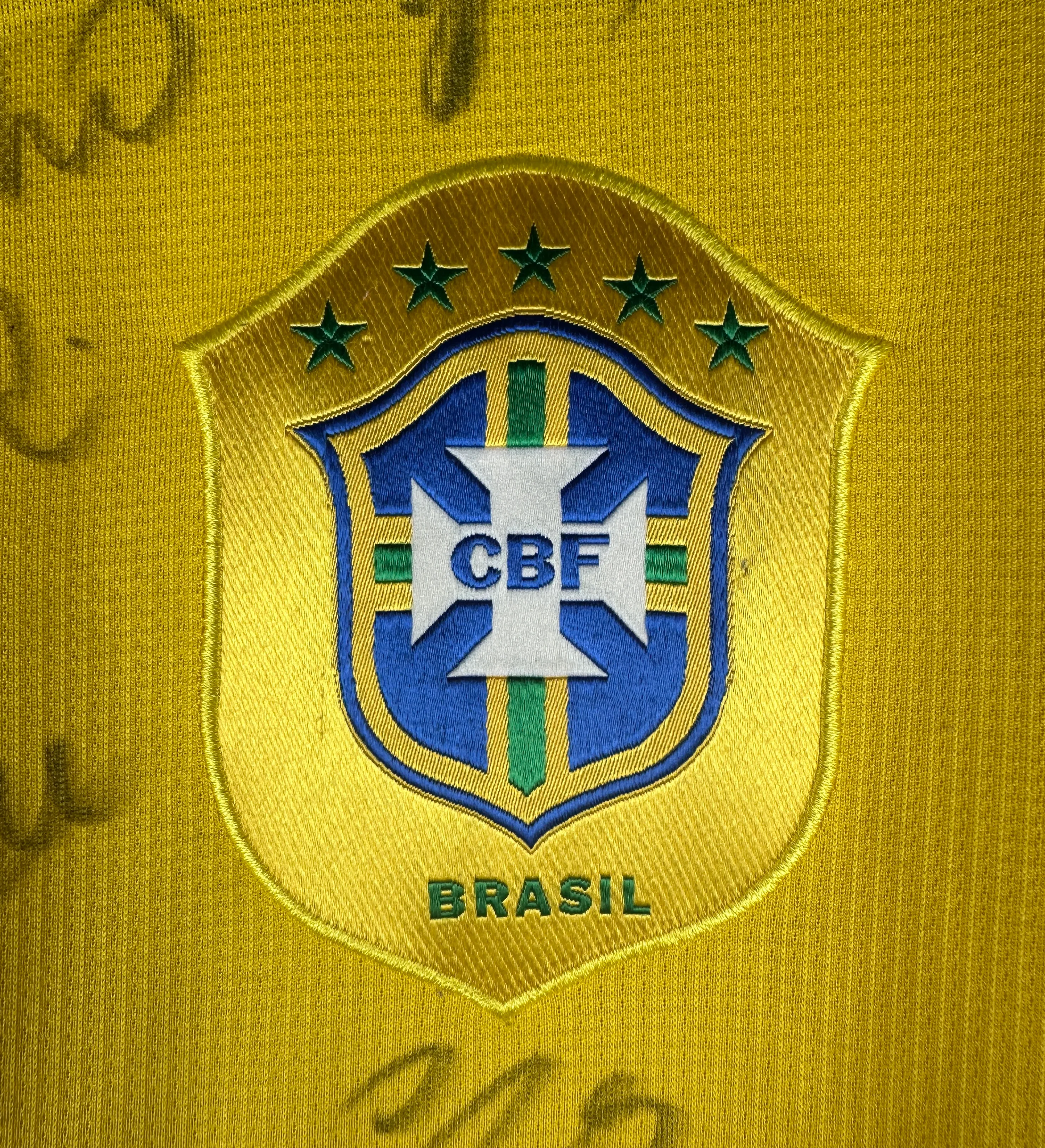 Camiseta Brasil Ronaldinho Gaúcho 10 Copa del Mundo 2006 Autografada por Todo el Plantel — imagem 3 de 3