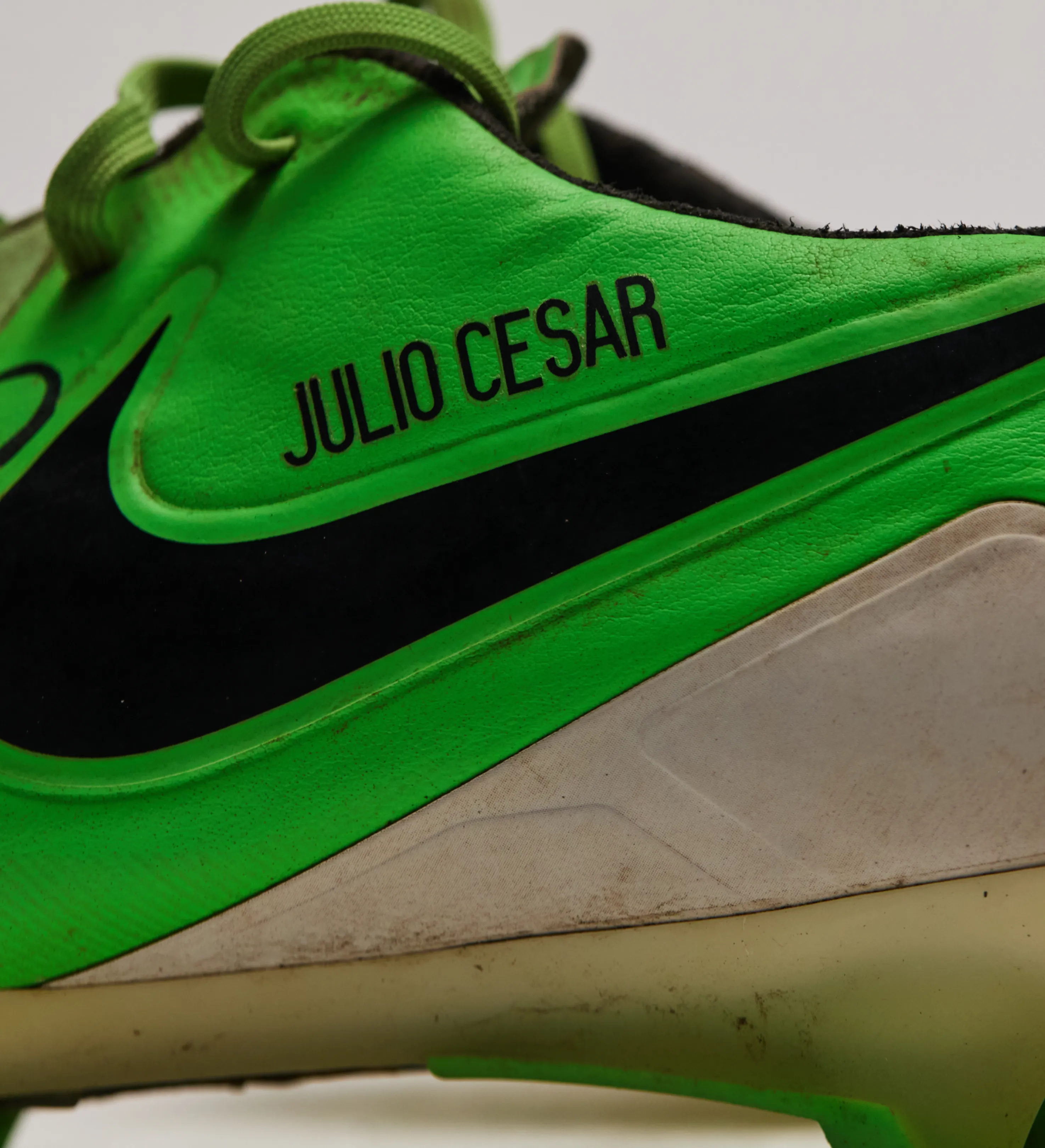 Chuteira Júlio Cesar Copa do Mundo de 2014 Usada Pelo Craque — imagem 6 de 6