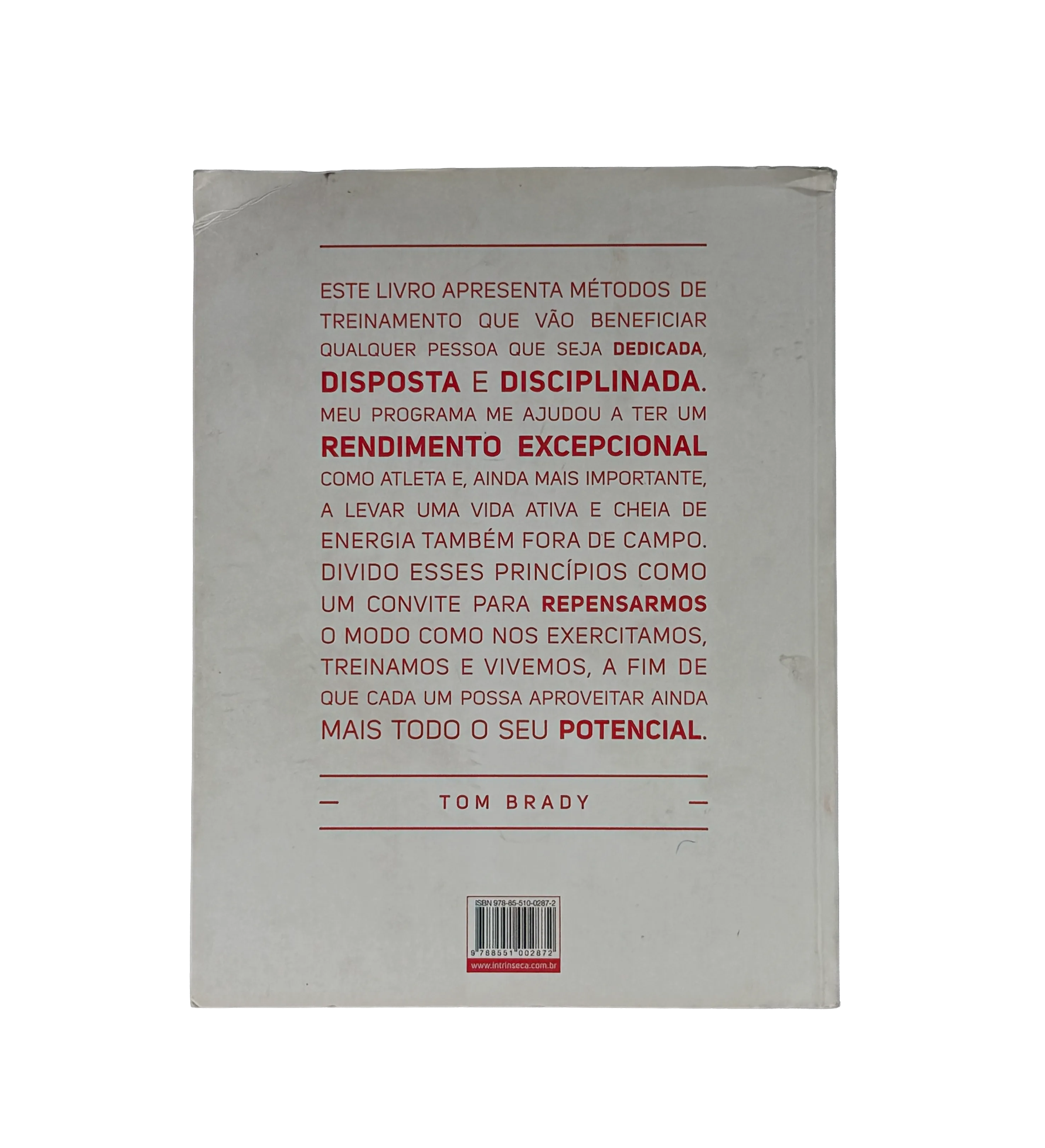 Tom Brady – The TB12 Method Book (2018) – Signed by Tom Brady and Gisele Bündchen – With Page Wear — imagem 2 de 3