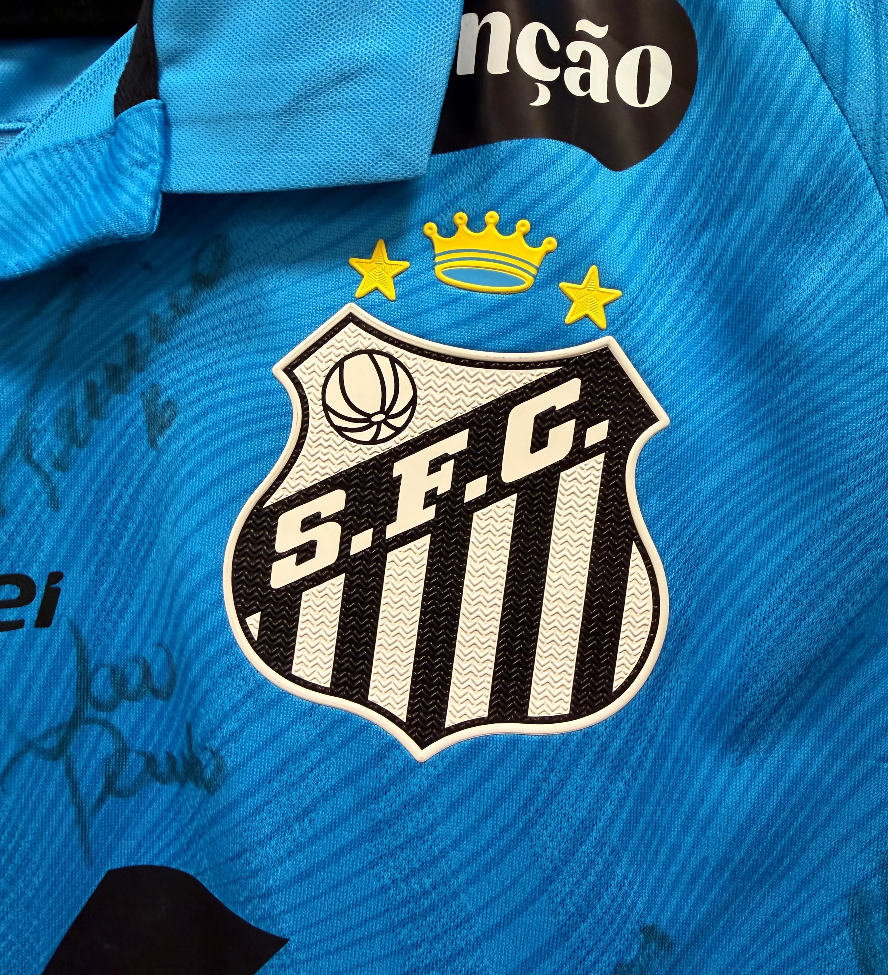 Camiseta del Santos Futebol Clube – Neymar #11 – Brasileirão 2025 – Juventude 0 x 3 Santos – Firmada por Neymar y Todo el Plantel — imagem 5 de 5