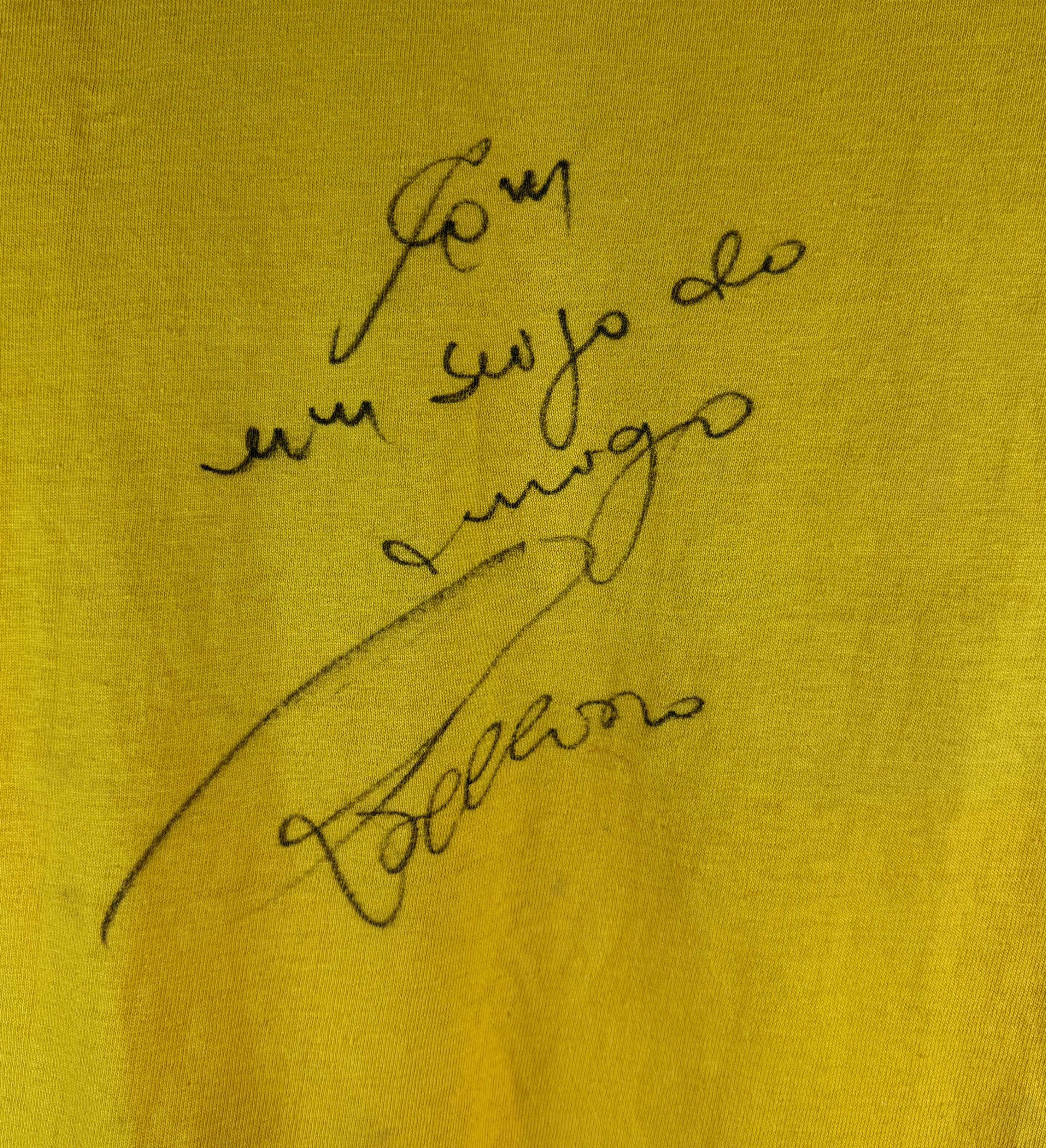 1974 Athleta Brazil National Team Jersey Signed by Idol Roberto Rivellino — imagem 5 de 5
