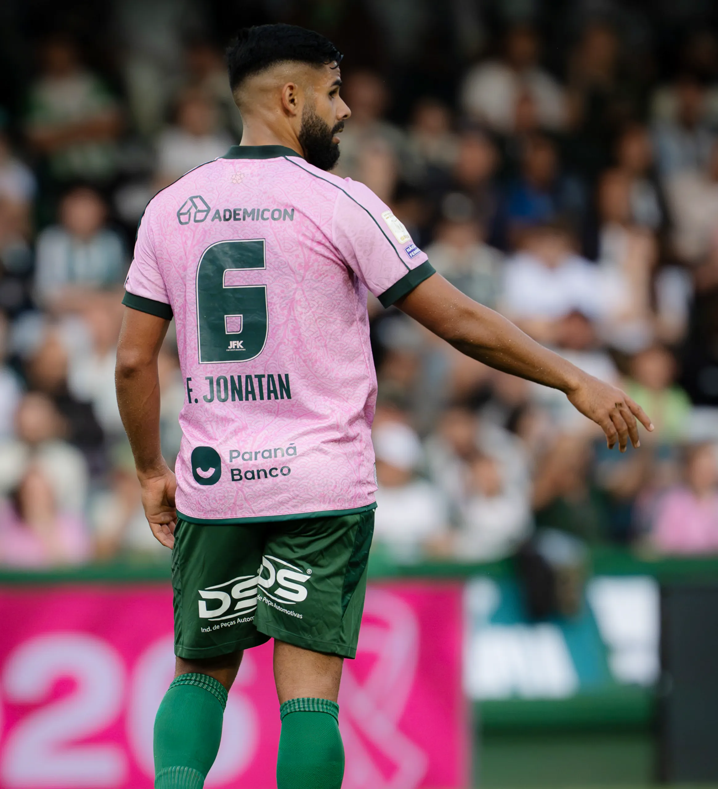 Camisa Coritiba Felipe Jonatan Especial Outubro Rosa CFC x BOT Brasileirão 2026 Usada e Autografada Pelo Jogador — imagem 2 de 2