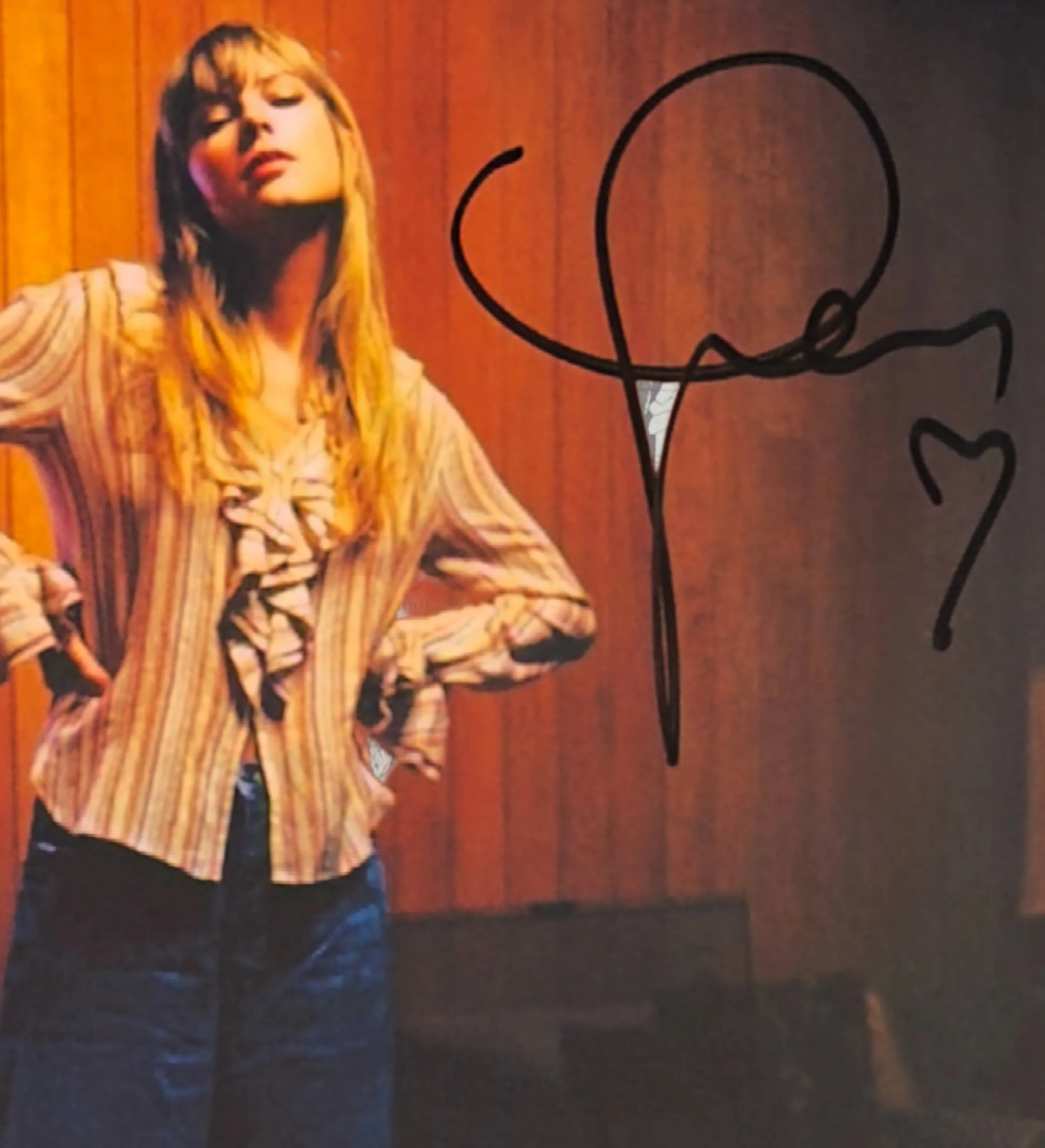 Foto Taylor Swift - Autografado pela Cantora - Certificação PSA — imagem 2 de 3