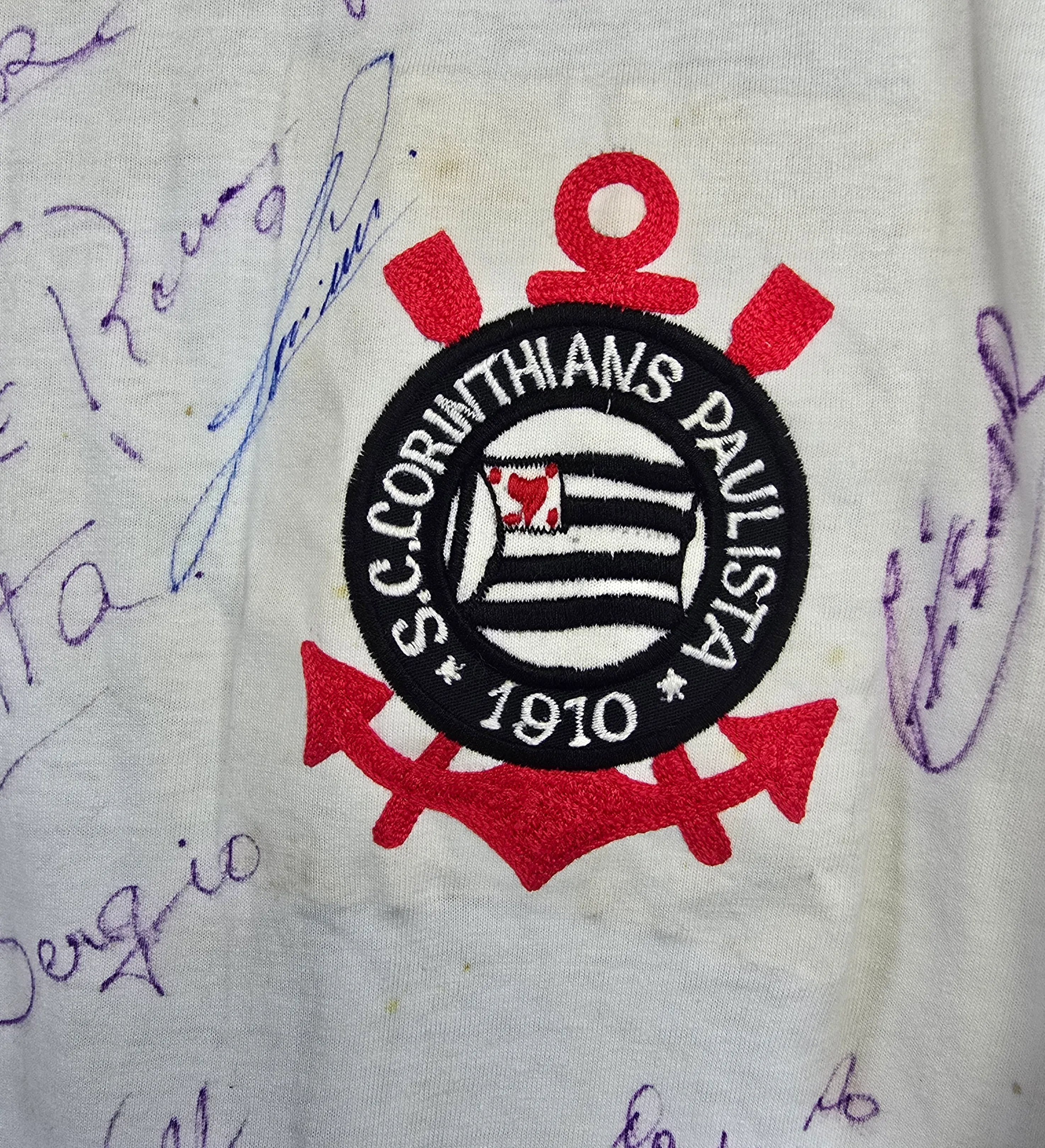 1970s Corinthians Heringol White Jersey Zé Maria Autographed by the Squad — imagem 4 de 4