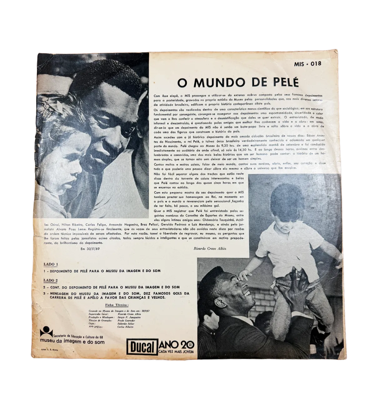 LP The World of Pelé – Museum of Image and Sound – Red Letters – 1969 – MIS-018 – Autographed by King Pelé — imagem 3 de 6