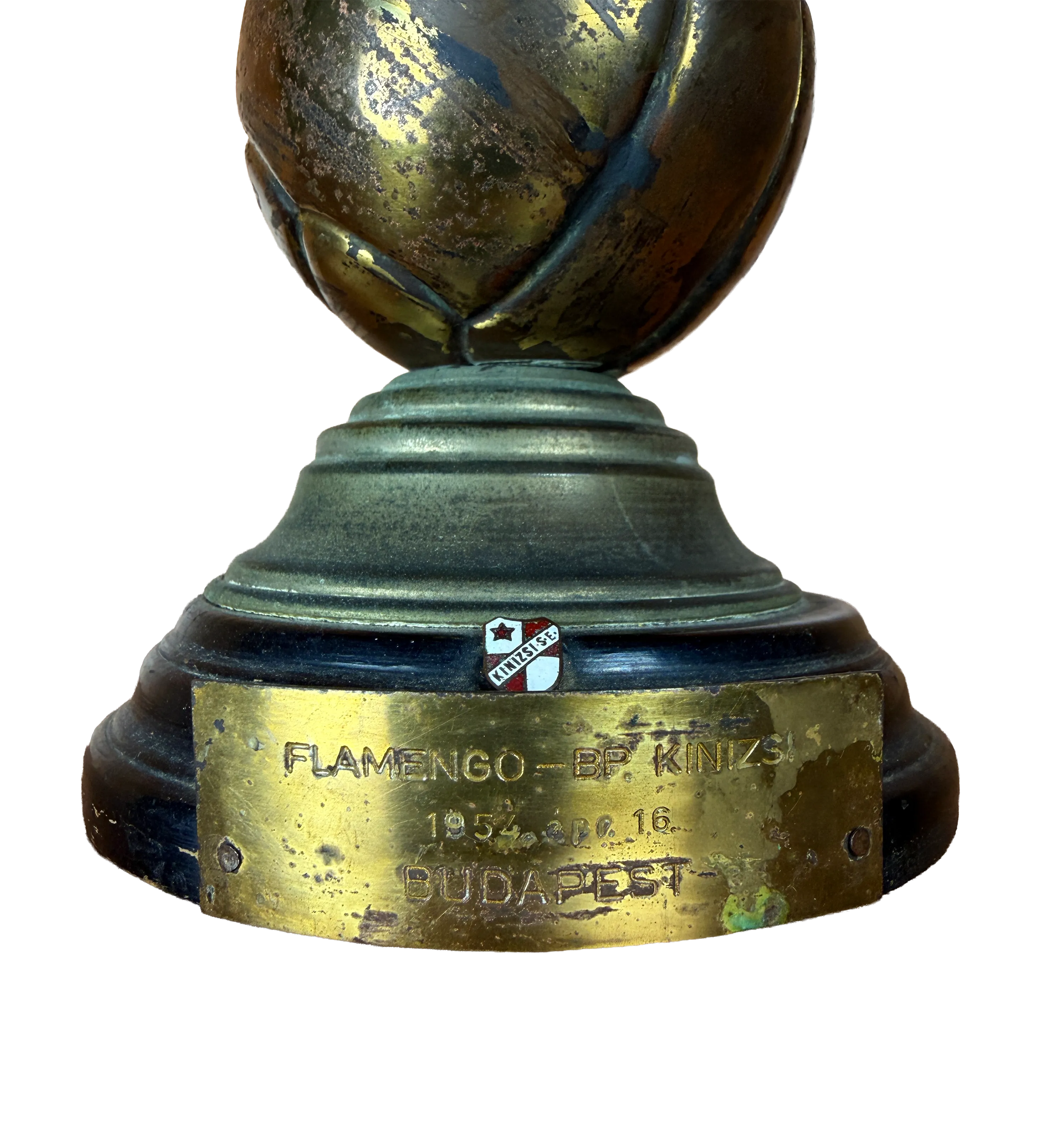 Troféu Amistoso Internacional 1954 – Flamengo x Budapeste - Comemorativo do jogo Flamengo contra time de Budapeste (excursão europeia da década de 50, vitória histórica do clube). Pertenceu a Joel Martins. — imagem 2 de 2
