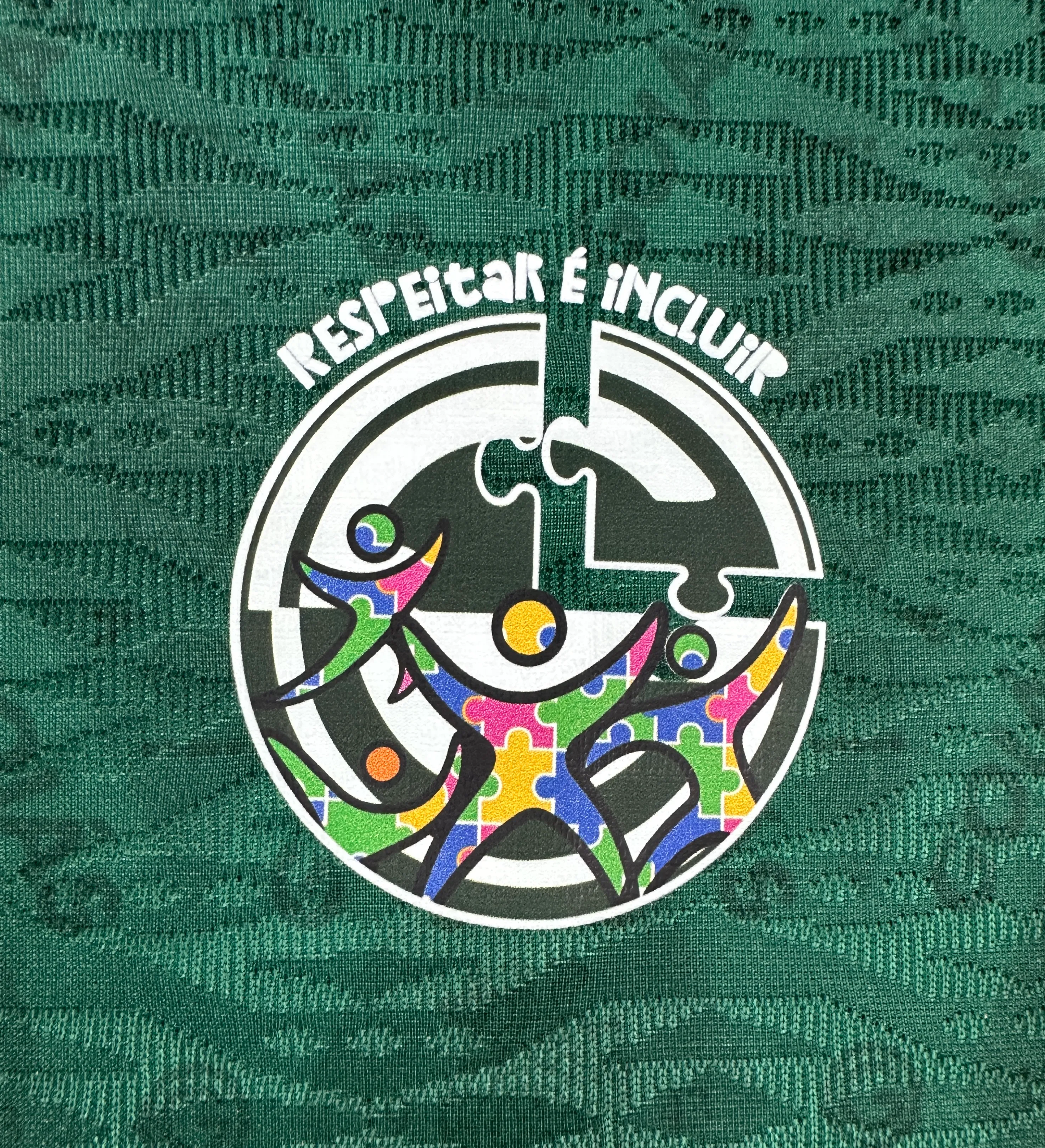 Camiseta de Goiás - Lourenço - Parche “Respetar es Incluir” - GEC x CRU - Copa do Brasil 2026 - Usada en partido y autografiada por el jugador — imagem 8 de 8