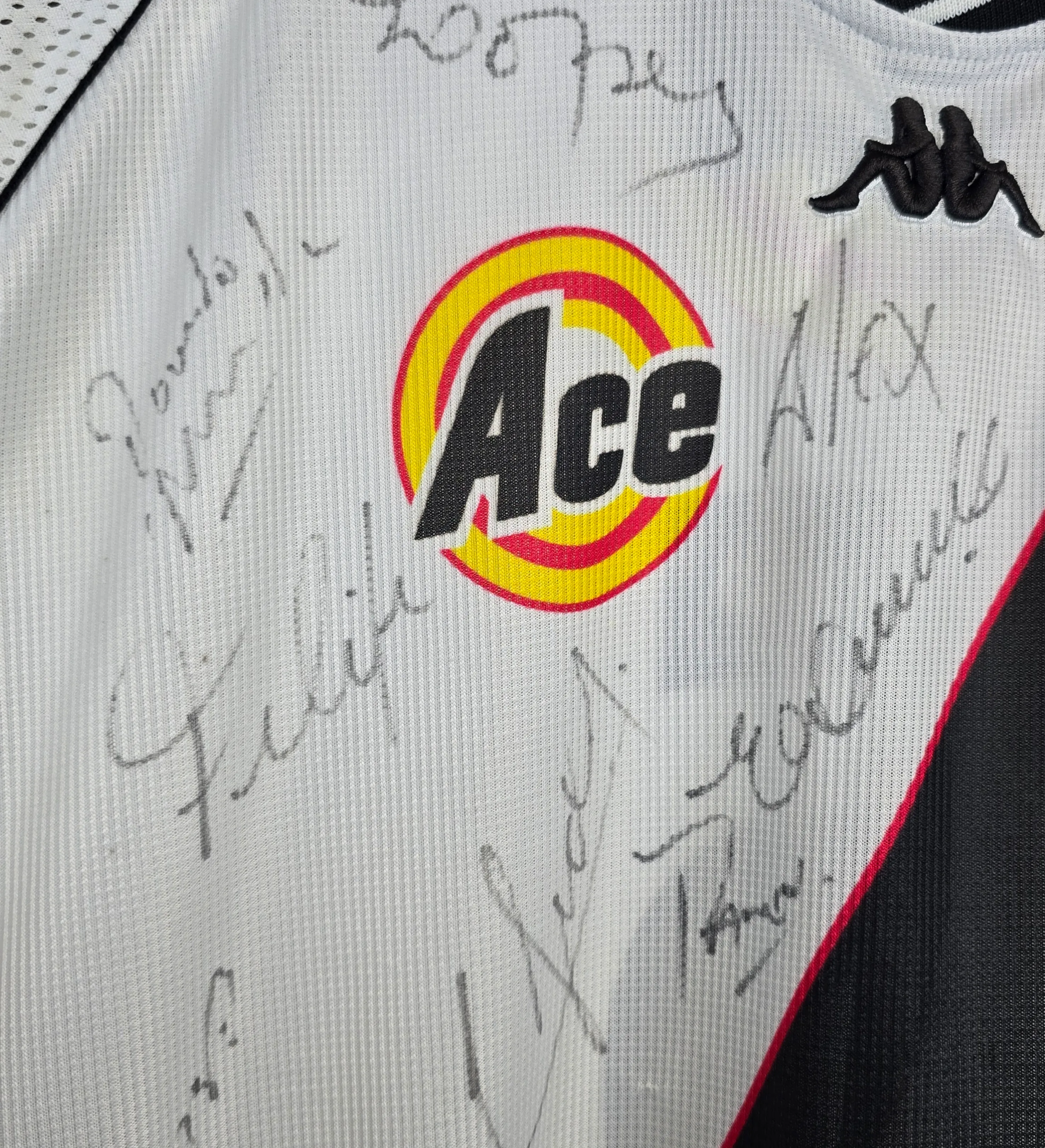 Camisa Vasco da Gama 1999/2000 Branca ACE Autografada pelo Elenco da Época — imagem 4 de 6