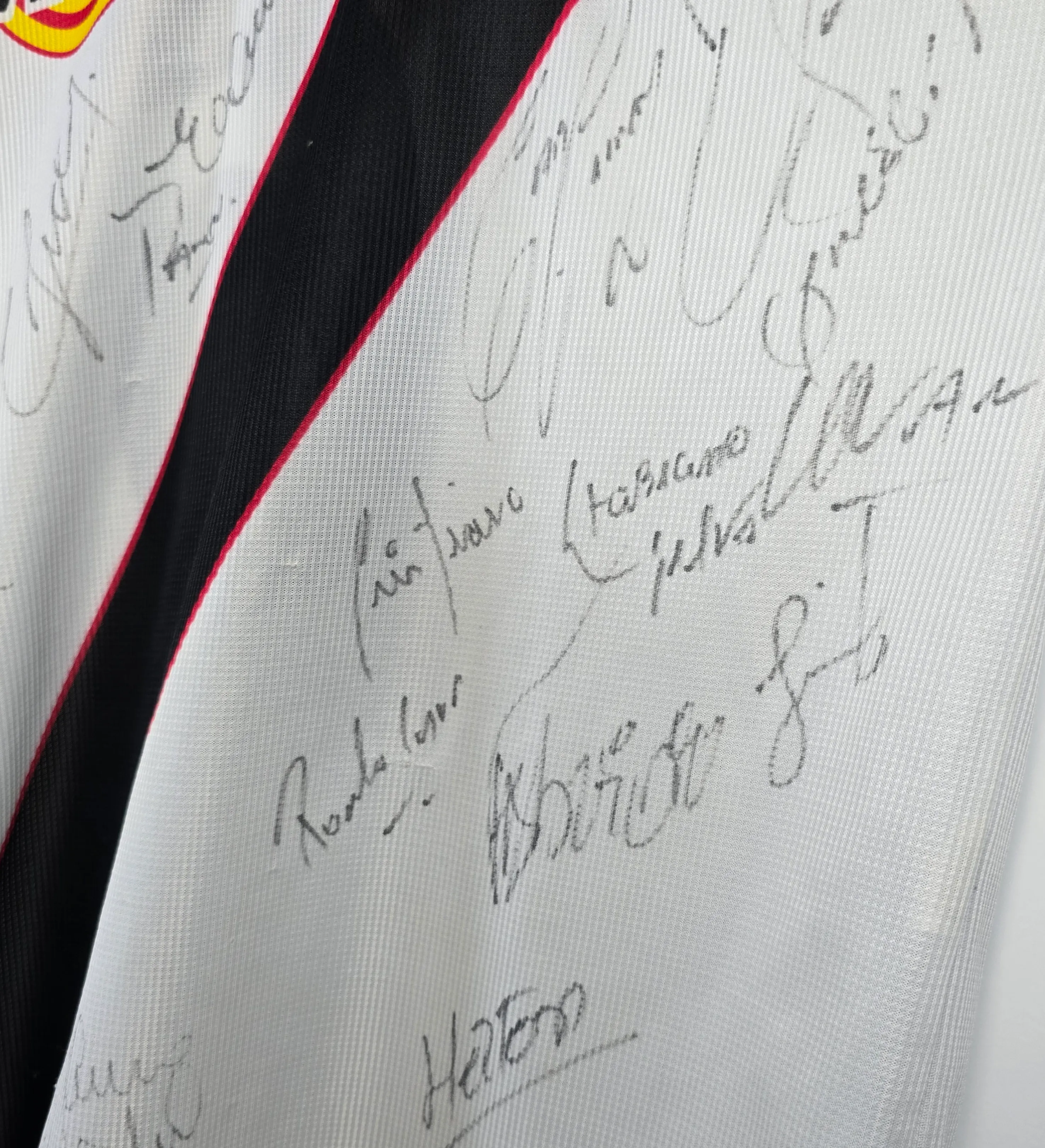 Camisa Vasco da Gama 1999/2000 Branca ACE Autografada pelo Elenco da Época — imagem 6 de 6