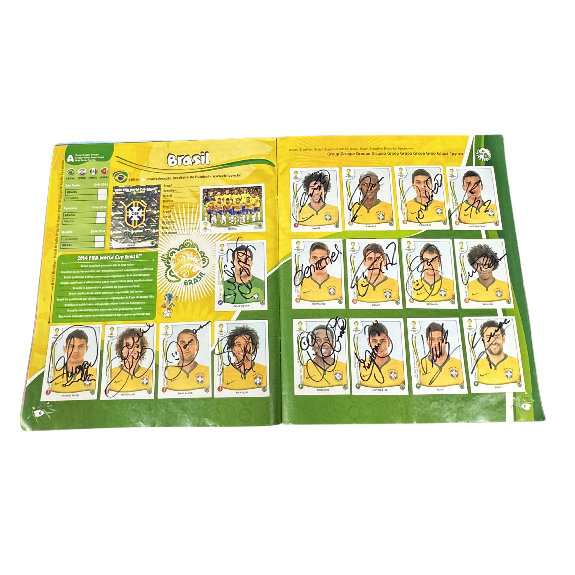 Álbum Oficial Copa do Mundo 2014 Completo Autografado Pela Seleção Brasileira E Pela Seleção Holandesa — imagem 2 de 5