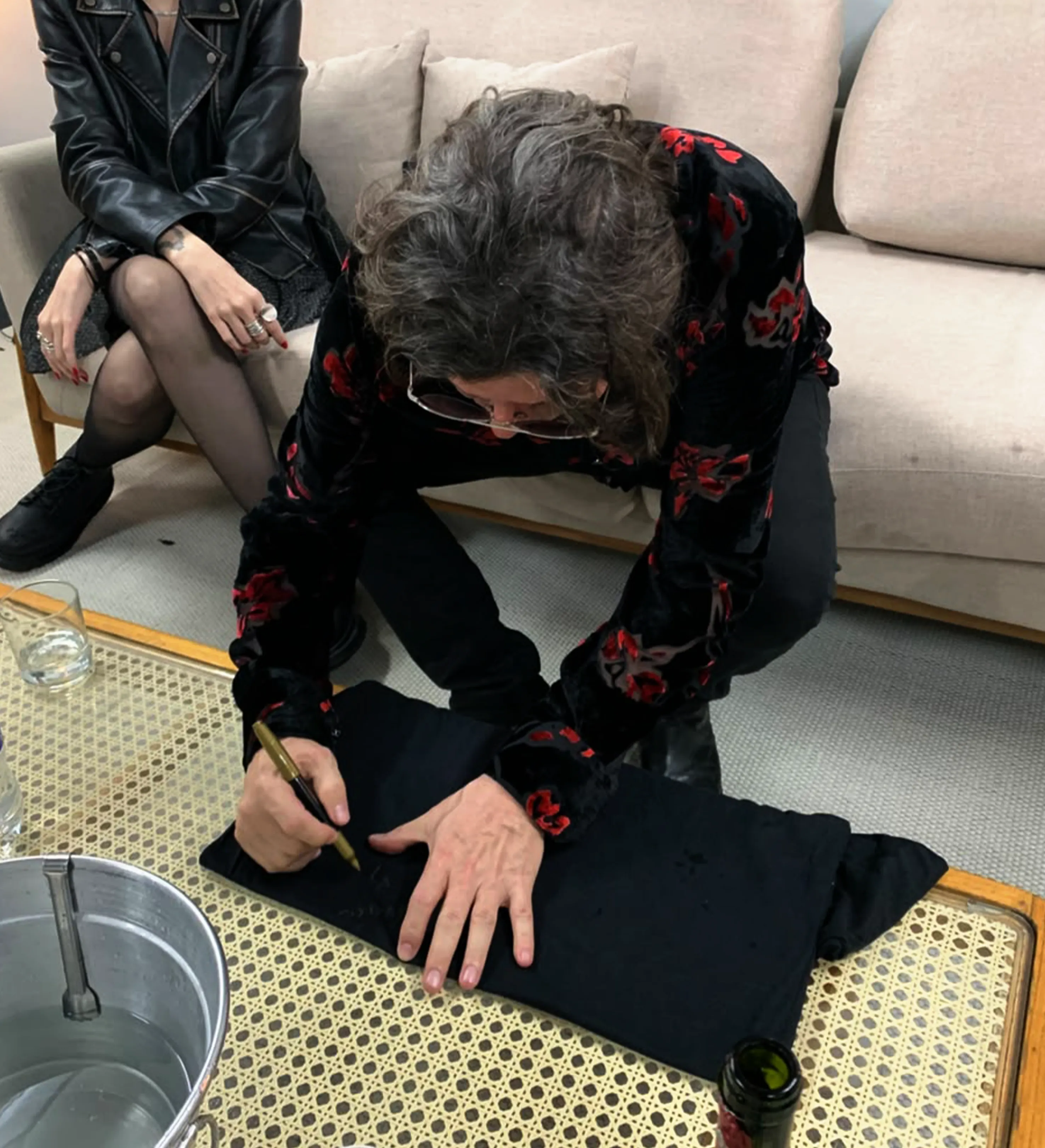 Barão Vermelho autographed shirt + drumsticks — imagem 4 de 10
