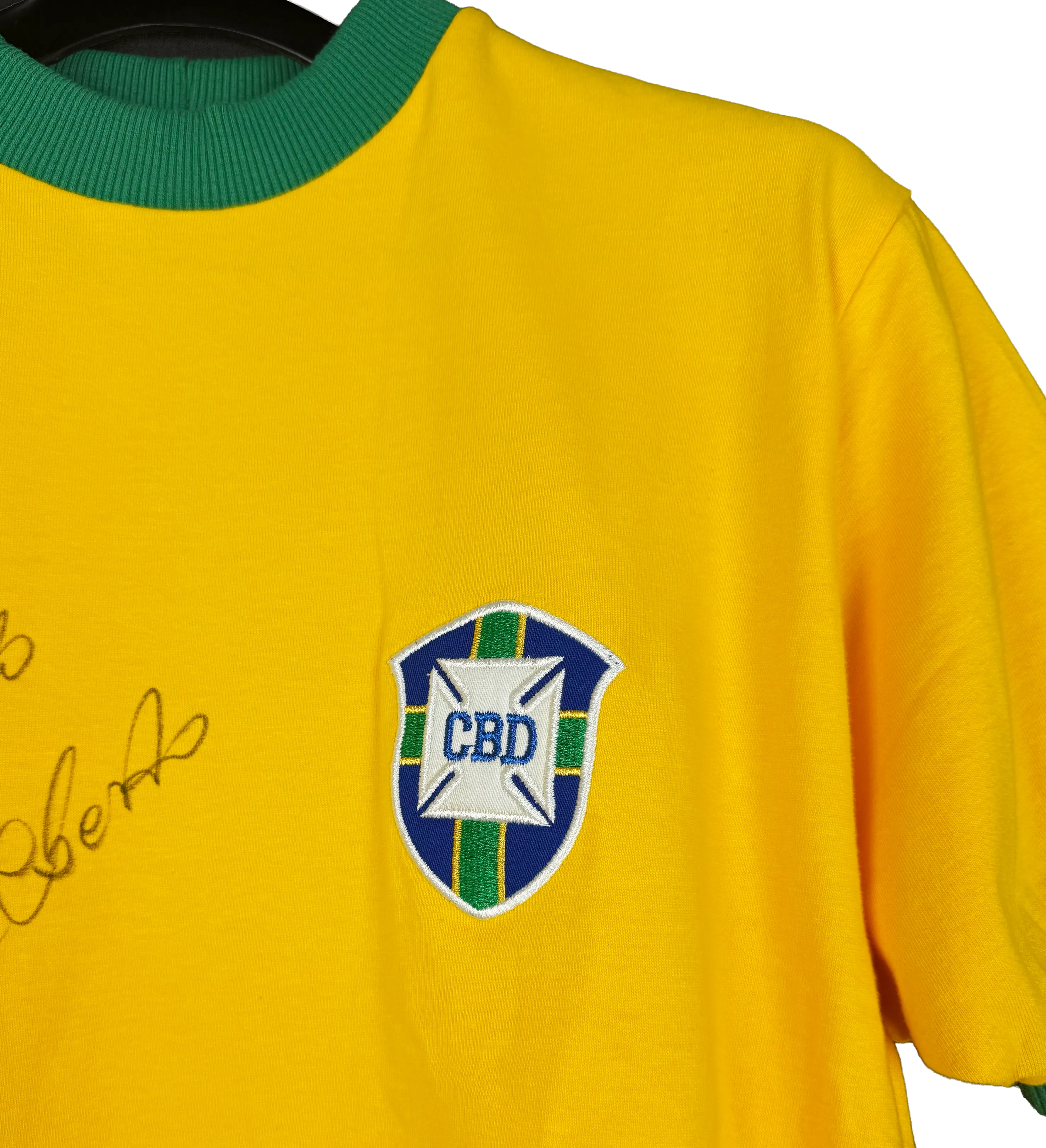 Brazil National Team Retro Jersey – Carlos Alberto Torres – 1970 World Cup – Signed by the Captain — imagem 4 de 4