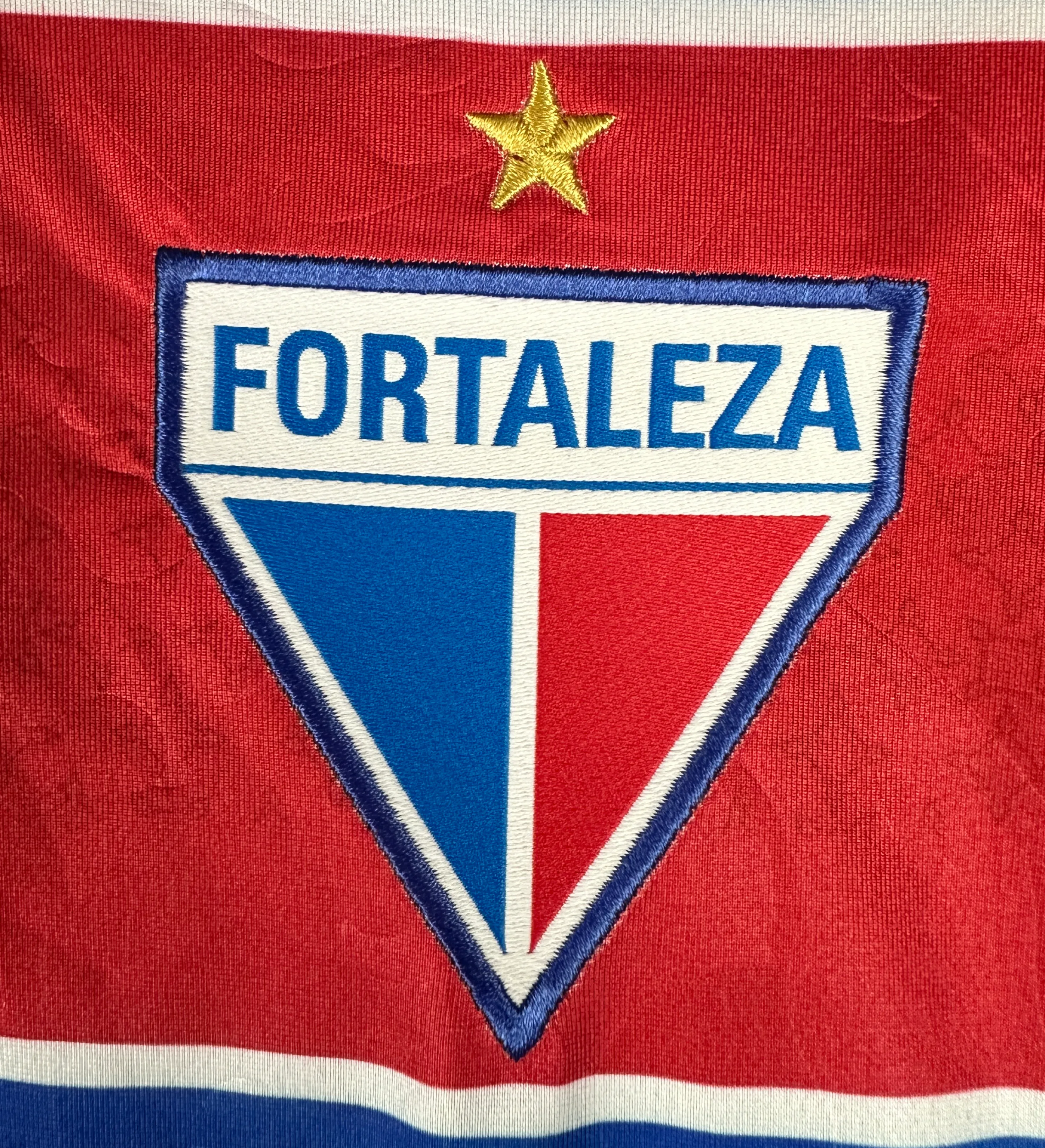 Camiseta Fortaleza – Kauã Rocha - Fortaleza vs Cuiabá – Estreno del Uniforme 2026 – Serie B 2026 – Usada en Partido y Firmada — imagem 5 de 5