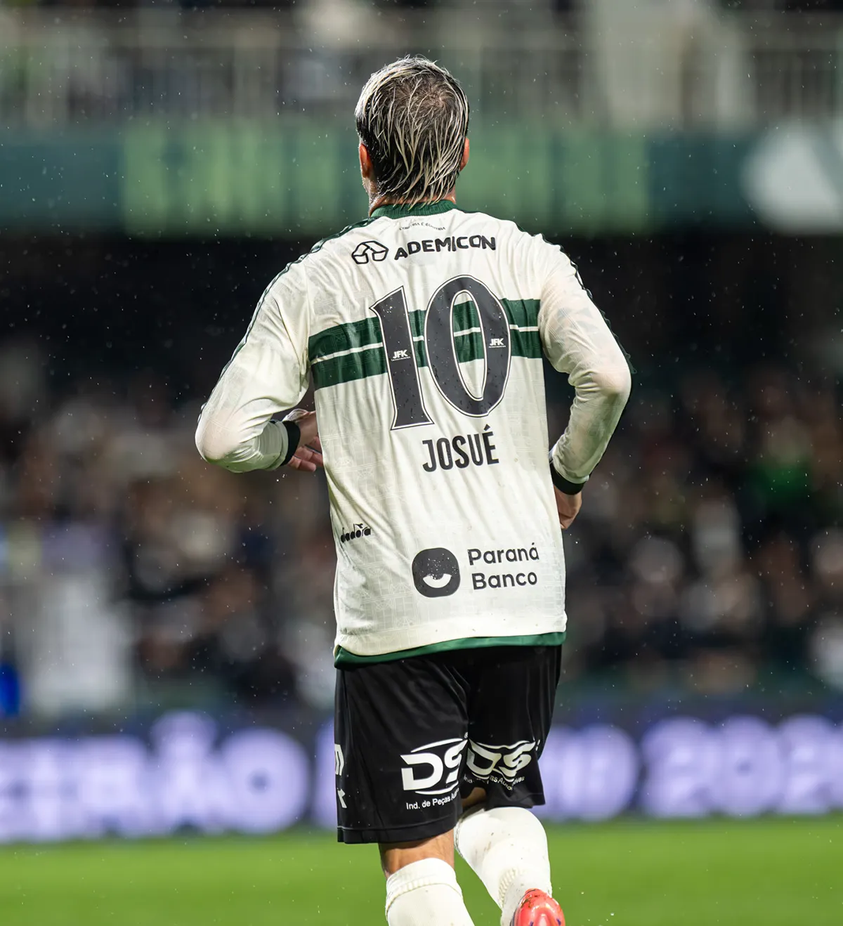 Camisa Coritiba Josué Especial Jonny Butcher CFC 2 x 1 CHA Brasileirão 2026 Usada e Autografada Pelo Jogador — imagem 2 de 4