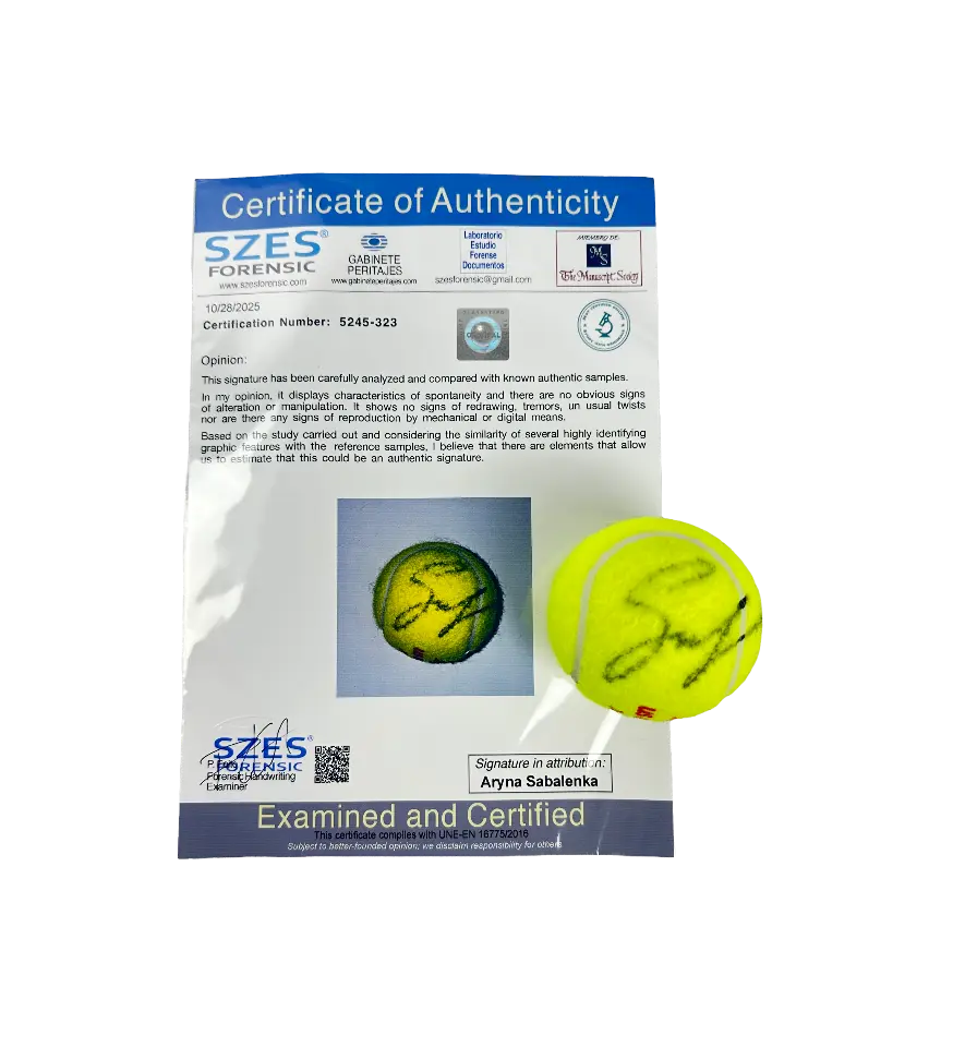 announcements/cad0b33f-3ebd-4c35-9ef5-9e268de758bc/1790374351059-bolinha-de-tenis-sabalenka-autografada-1.webp