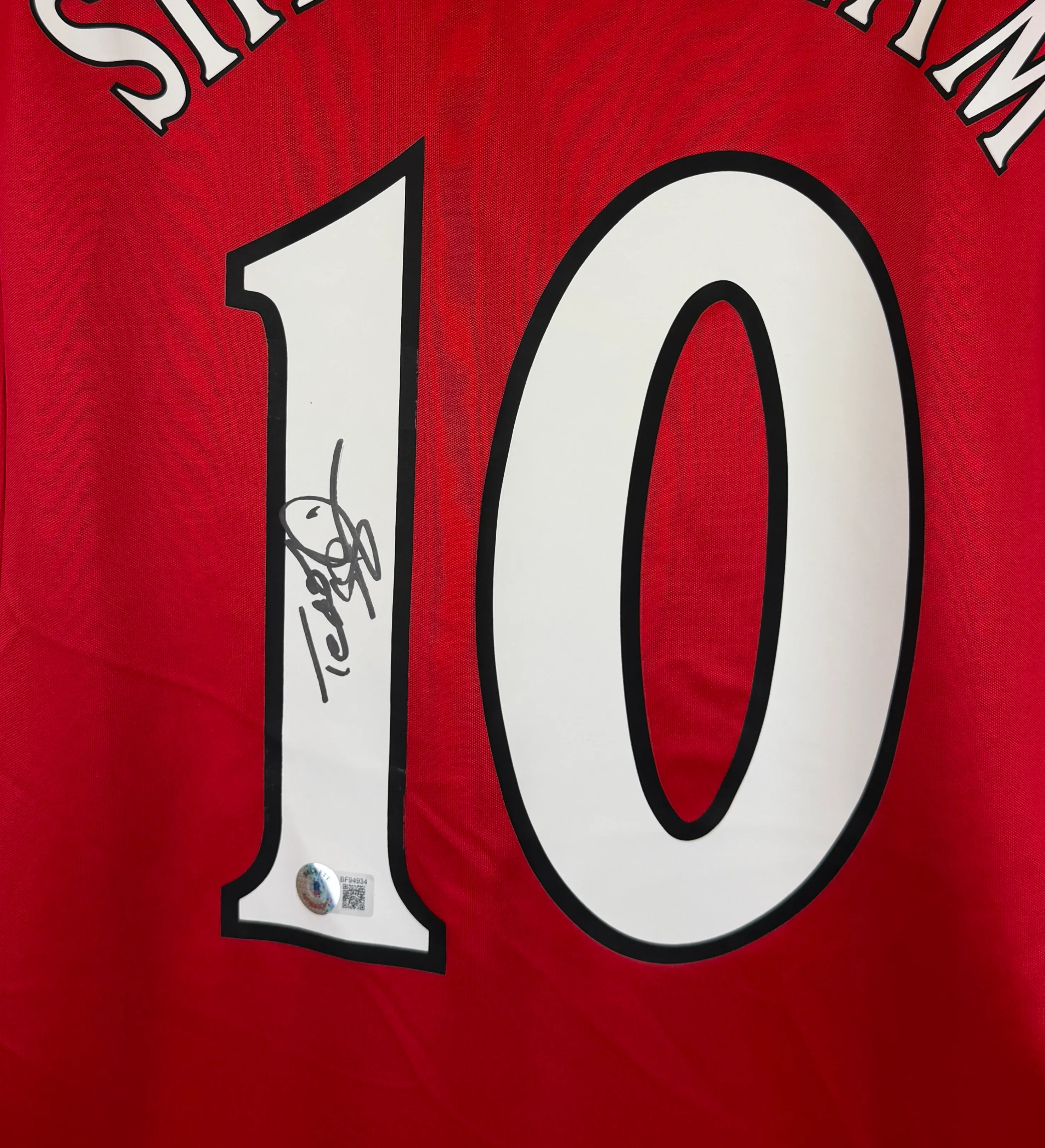 Manchester United Retro Jersey – Teddy Sheringham – 1999 UEFA Champions League Final – Signed by the Star – Beckett International Certification — imagem 3 de 3