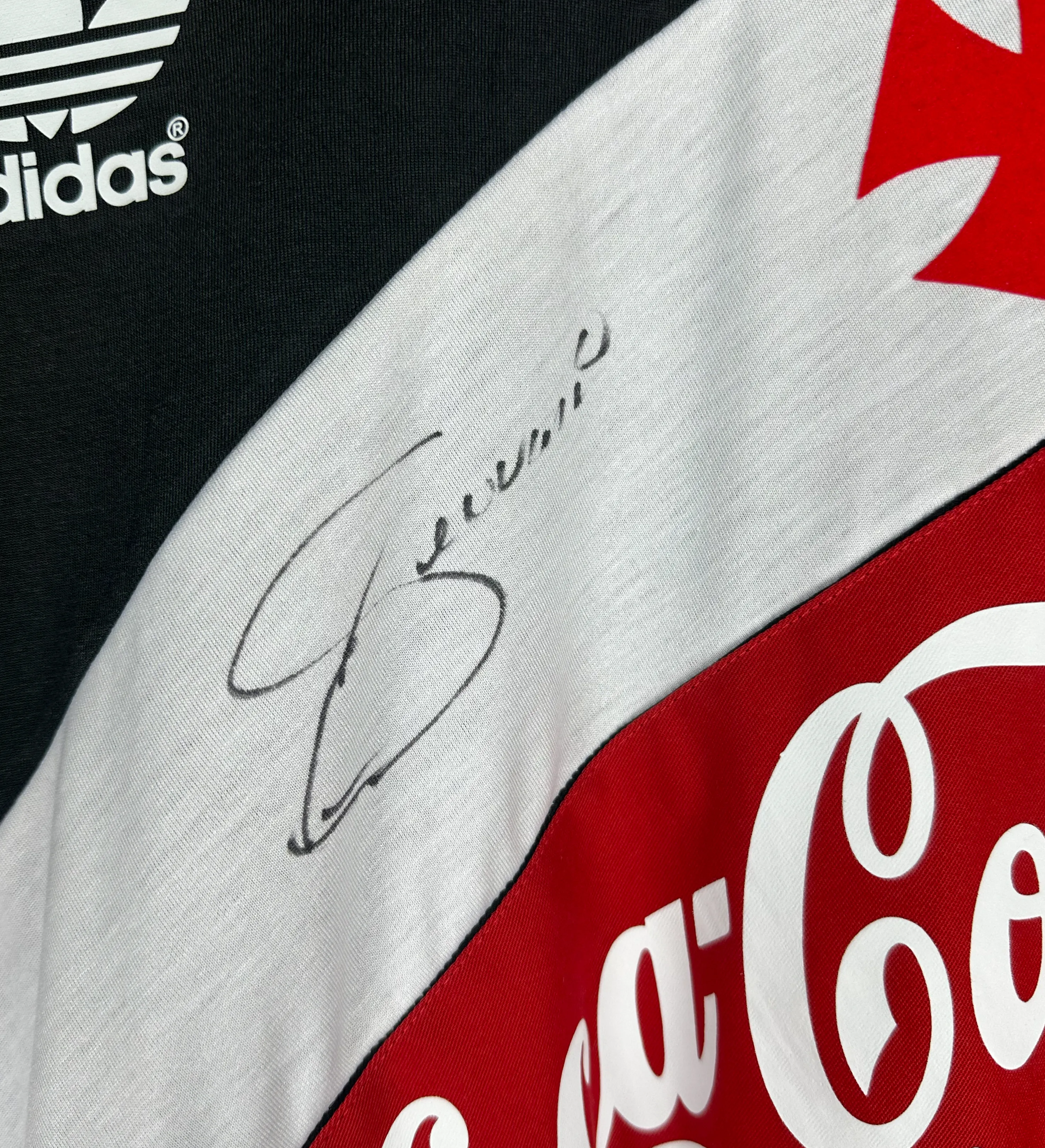 Kit Geovani Com Camisa Vasco da Gama Adidas 1988 Réplica Autografada + Foto Original Autografada + Caneca Comemorativa dos Anos 80 Autografada — imagem 3 de 4