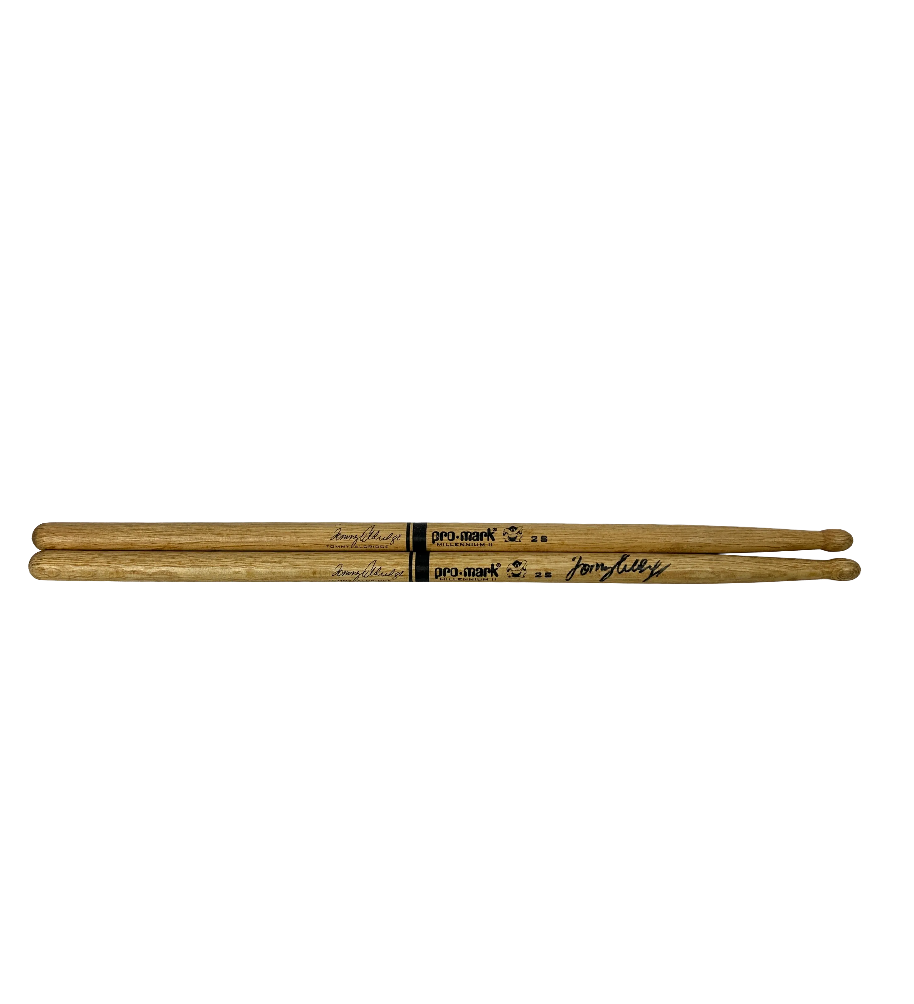 Par De Baquetas Promark Millenium II 2S Tommy Aldridge Hand Finished USA Japan OAK Autografada Por Tommy Aldridge — imagem 1 de 3