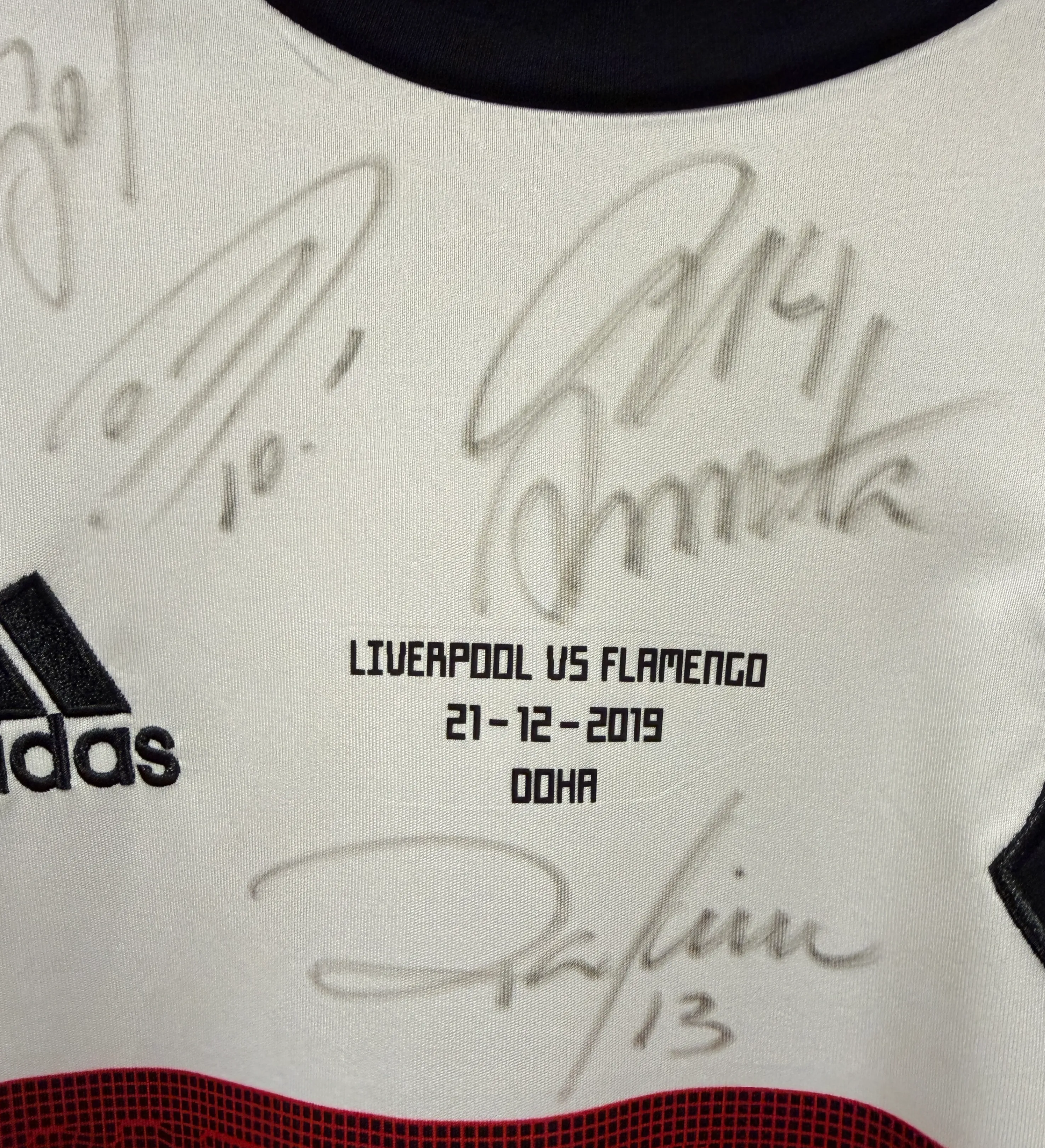 Flamengo Gabigol 2019 Club World Cup Final Liverpool vs. Flamengo Jersey Signed by the Squad — imagem 3 de 3