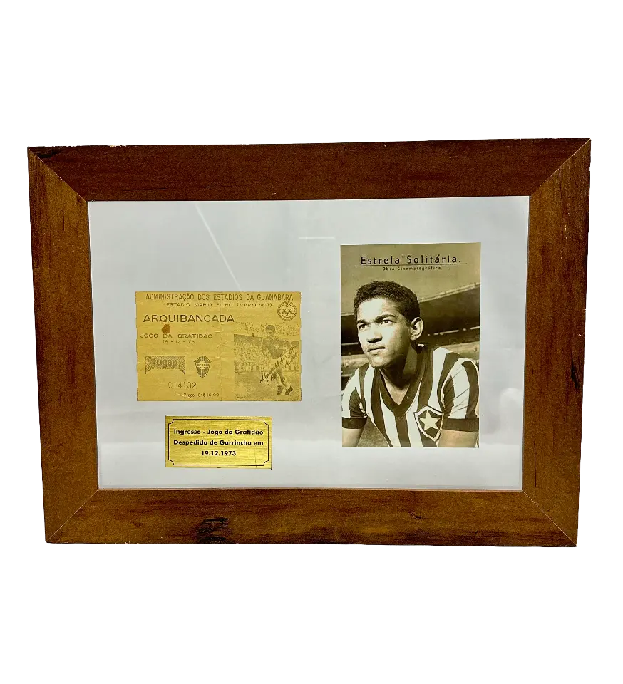 announcements/df31c275-84fc-4bad-995f-841c0bf5c963/1790270674875-ingresso-enquadrado-jogo-da-gratidao-despedida-garrincha-autografado-1.webp