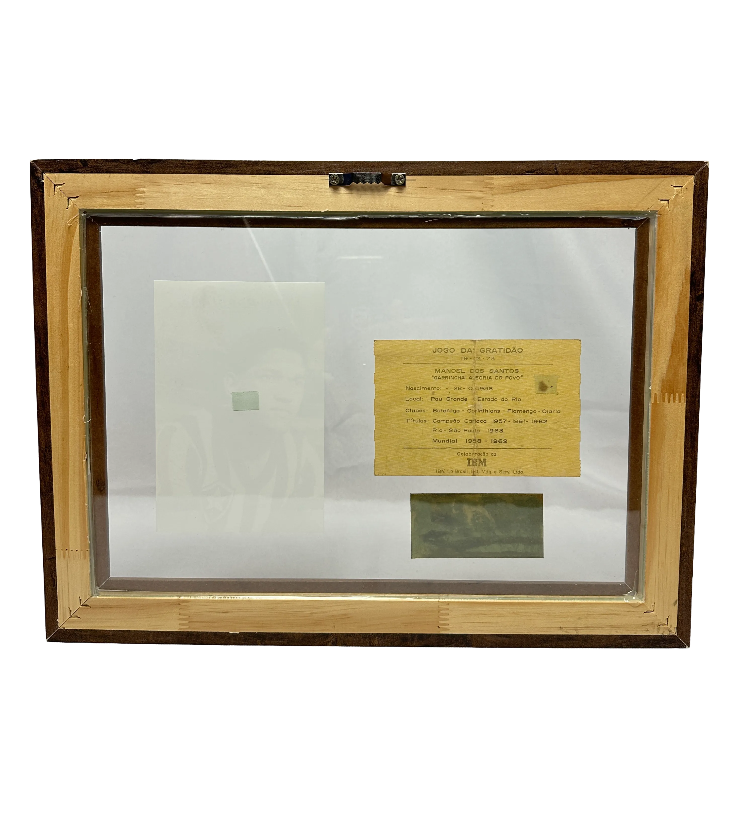 Framed Ticket: 'Gratitude Match' Garrincha Farewell Olaria vs. Caldense 12/19/1972 Autographed by Garrincha — imagem 2 de 4
