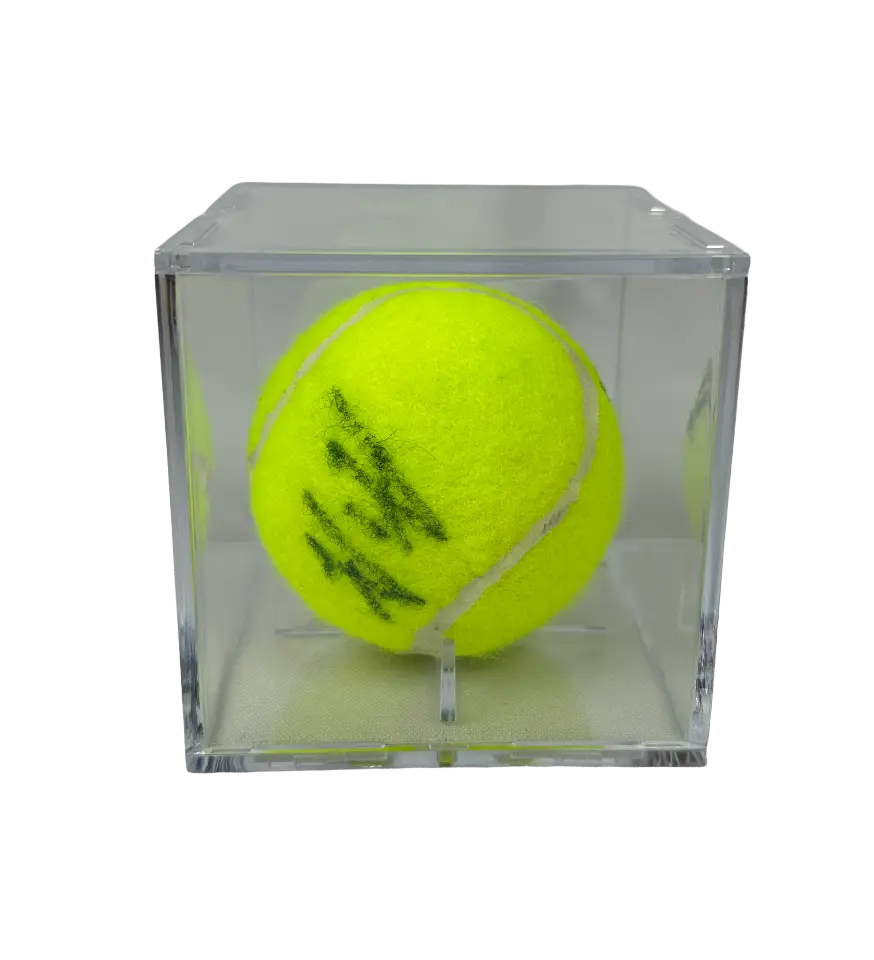 announcements/ecc4c598-e19c-4080-85f1-84489f53727f/1789568843297-bolinha-de-tenis-andre-agassi-autografada-2.webp