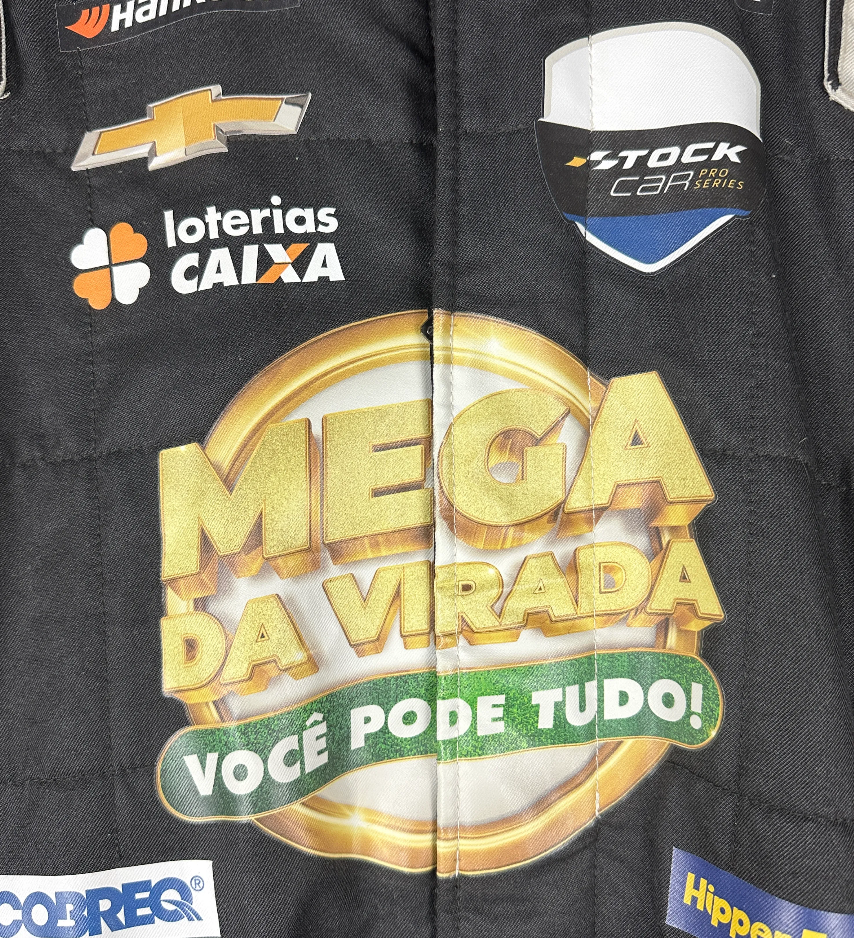 Mono usado por el piloto Guilherme Salas en las etapas 11 y 12 del Stock Car Pro Series 2024 — imagem 3 de 3