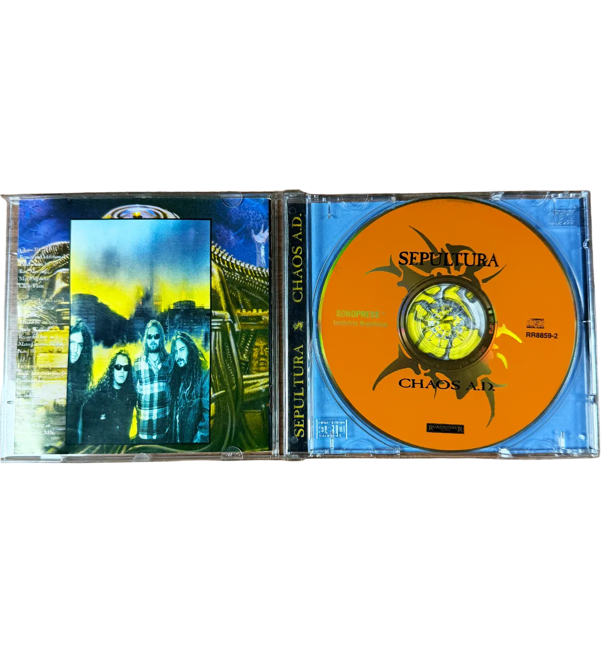 CD Sepultura Chaos AD 1993 Autografado Pelo Guitarrista E Ídolo Andréas Kisser — imagem 4 de 4