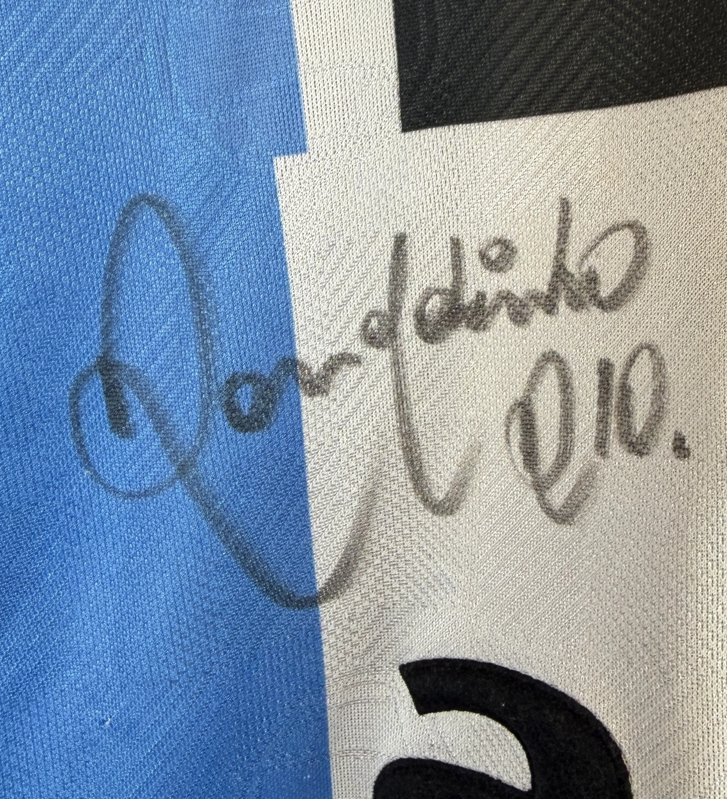 Camisa Grêmio Ronaldinho Gaúcho Temporada 1999 Autografada pelo Bruxo — imagem 3 de 5