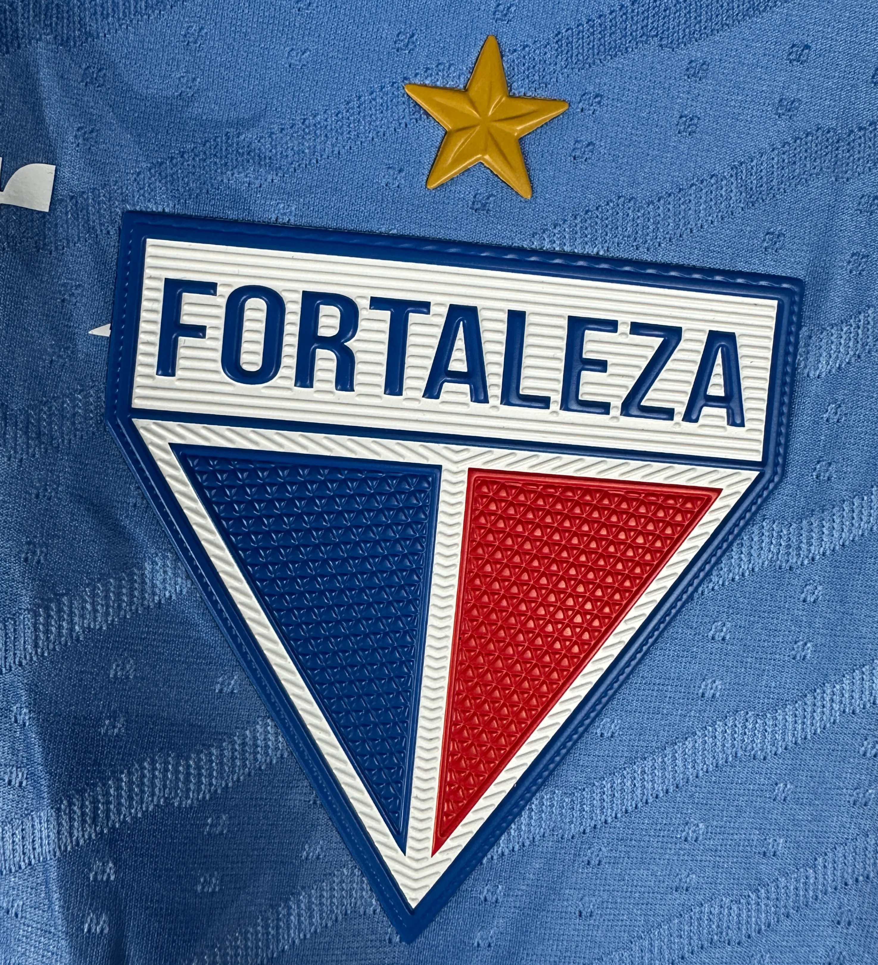 Camisa Fortaleza – Helton Leite – Fortaleza vs Atlético Mineiro – Partido de Conciencia Negra – Brasileirão 2025 – Usada en Juego y Autografada por el Ídolo — imagem 8 de 8